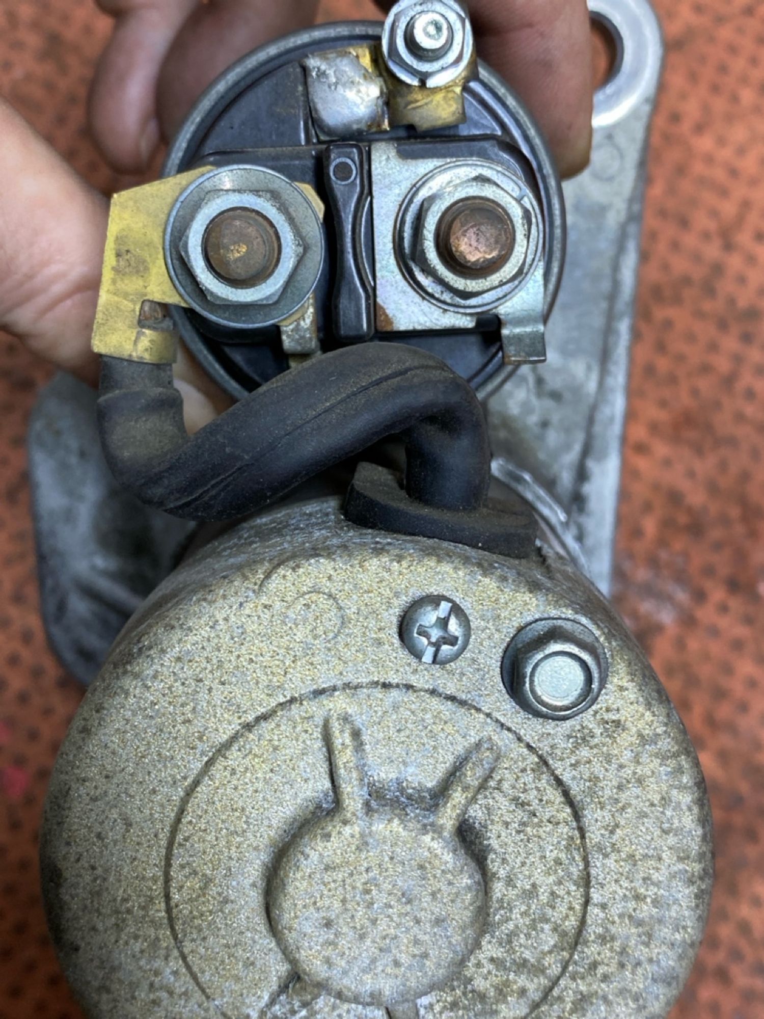 https://ycs.partsauto.market/partsauto-images/thmbs/userImages/4bc412e58a1c6cab6d9447373f981aa7/part/607907a6-eb6f-4104-a605-b8989614d641_1784195315547.jpg