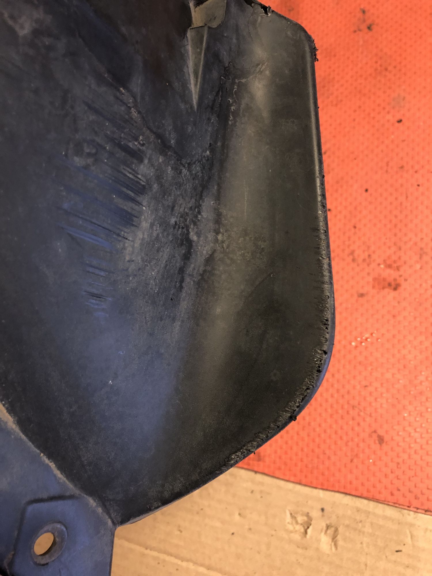 https://ycs.partsauto.market/partsauto-images/thmbs/userImages/4bc412e58a1c6cab6d9447373f981aa7/part/622cafef-d450-4044-aa88-c36fe384fde4_1716970164174.jpg