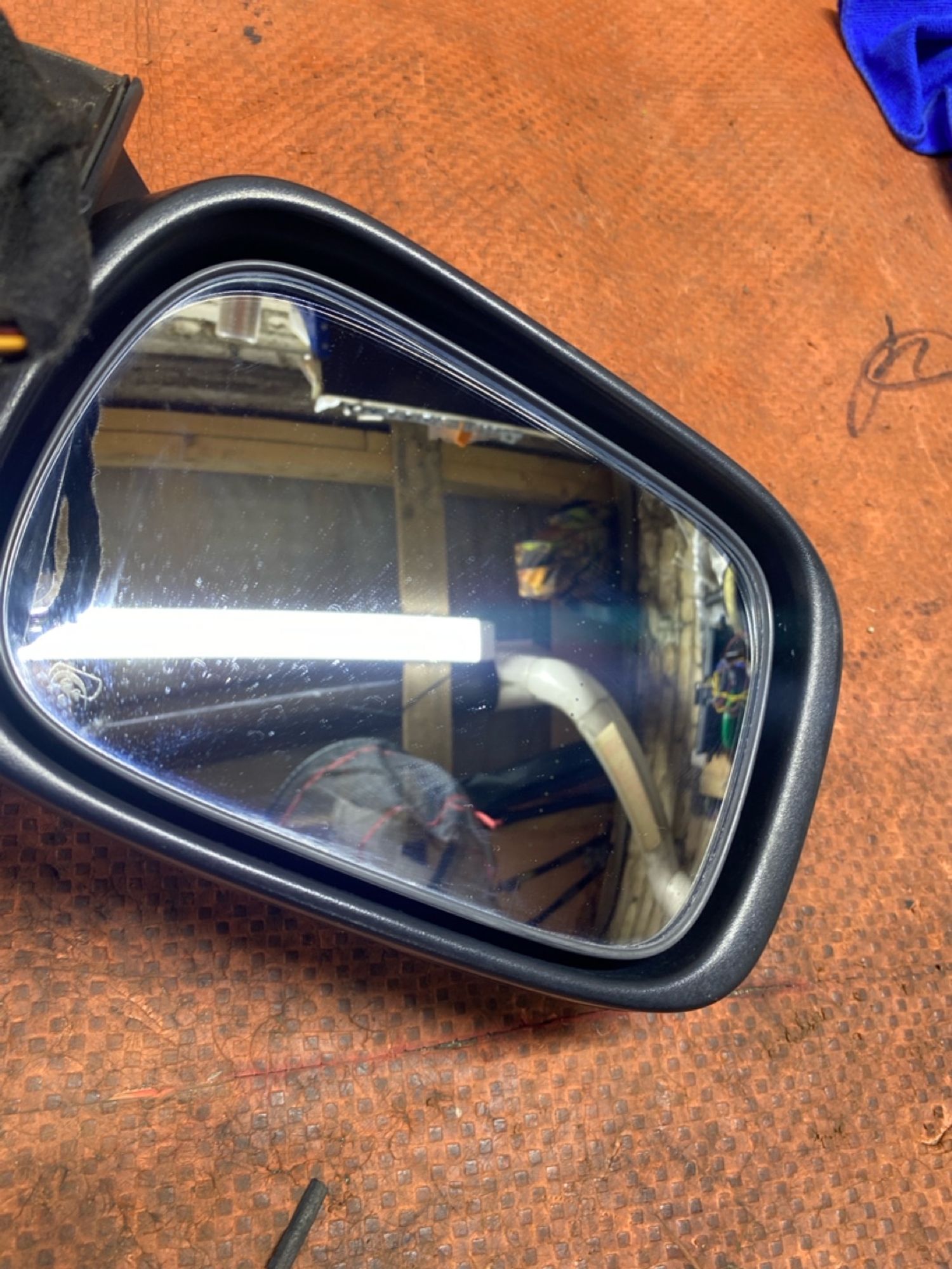 https://ycs.partsauto.market/partsauto-images/thmbs/userImages/4bc412e58a1c6cab6d9447373f981aa7/part/6c2819bd-3d8f-462d-bcaf-bc300b89d5c9_1784192559001.jpg