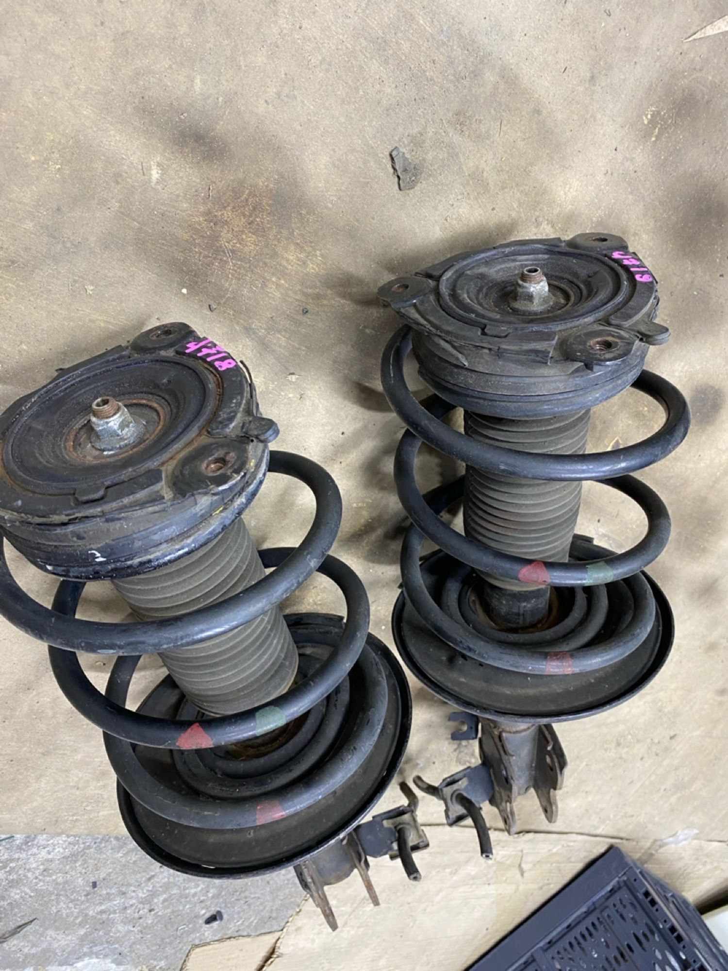 https://ycs.partsauto.market/partsauto-images/thmbs/userImages/4bc412e58a1c6cab6d9447373f981aa7/part/7dee8119-b56f-4c8b-a69a-d3523da7c8c3_1779452766233.jpg