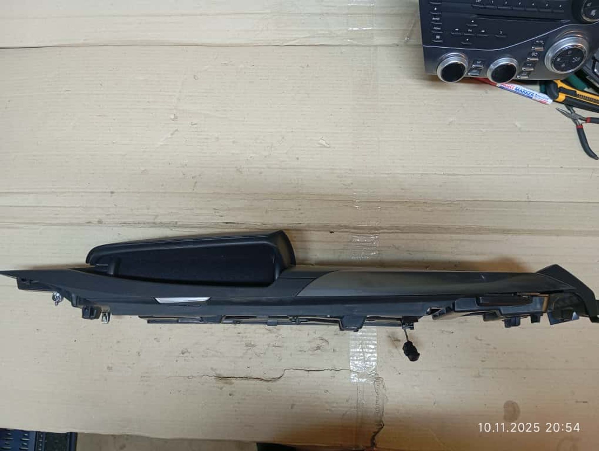 https://ycs.partsauto.market/partsauto-images/thmbs/userImages/4bc412e58a1c6cab6d9447373f981aa7/part/7fbf8c29-6a71-4791-a290-992b7fc70d25_1780484170698.jpg