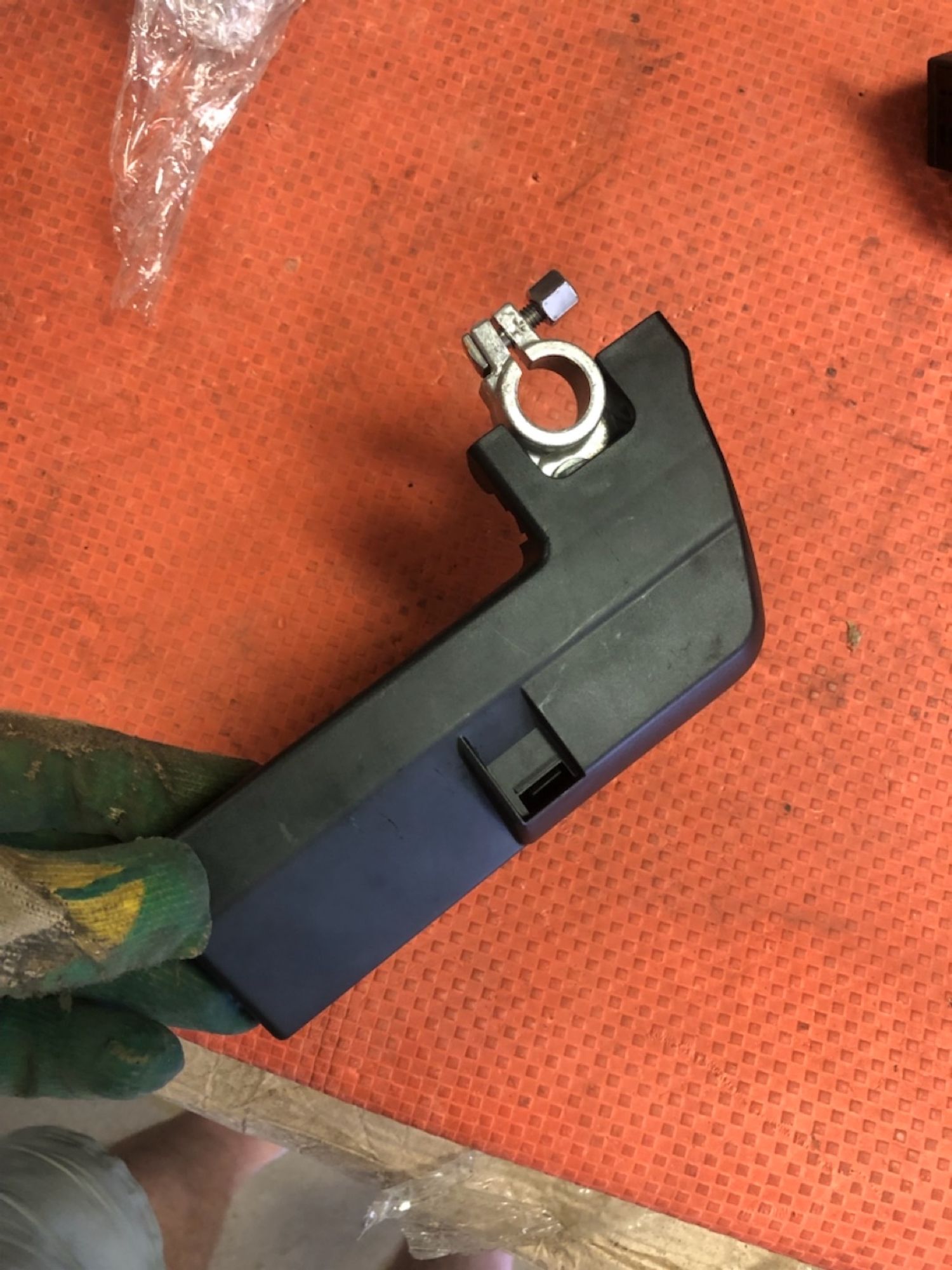 Клемма аккумулятора плюс Audi A6 C6 рестайлинг, 1500 рублей, Москва