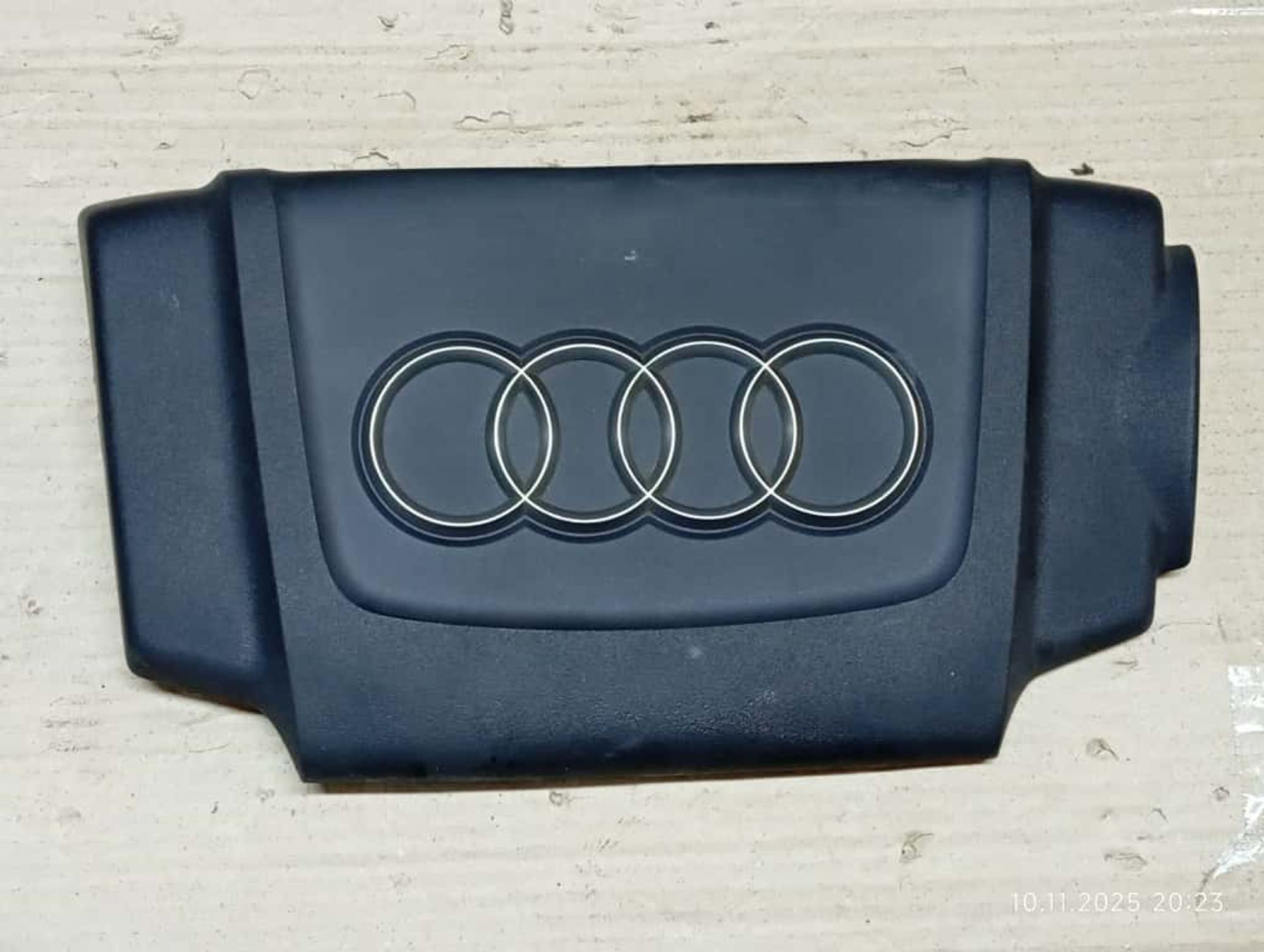 Декоративная крышка двигателя Audi A6 C7 CHVA, 1000 рублей, Москва