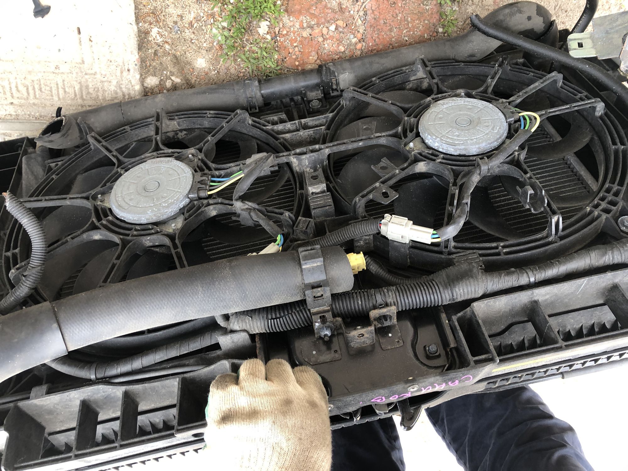 https://ycs.partsauto.market/partsauto-images/thmbs/userImages/4bc412e58a1c6cab6d9447373f981aa7/part/821f3842-0c0b-4e9f-9186-6e78ab3facbe_1715617299538.jpg