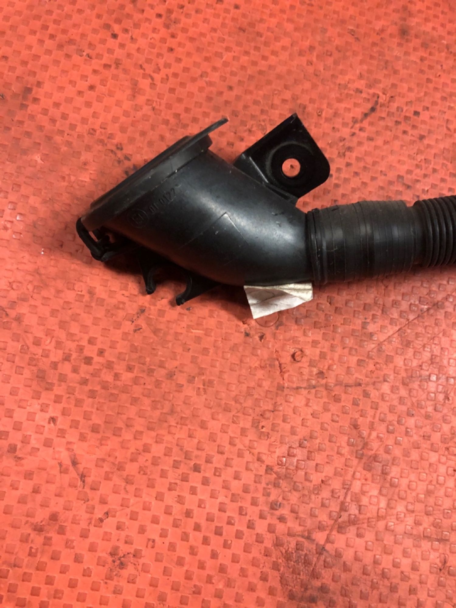 https://ycs.partsauto.market/partsauto-images/thmbs/userImages/4bc412e58a1c6cab6d9447373f981aa7/part/837c50ca-5ff2-4ffc-a73e-9b8c74f1ffe0_1730548862792.jpg