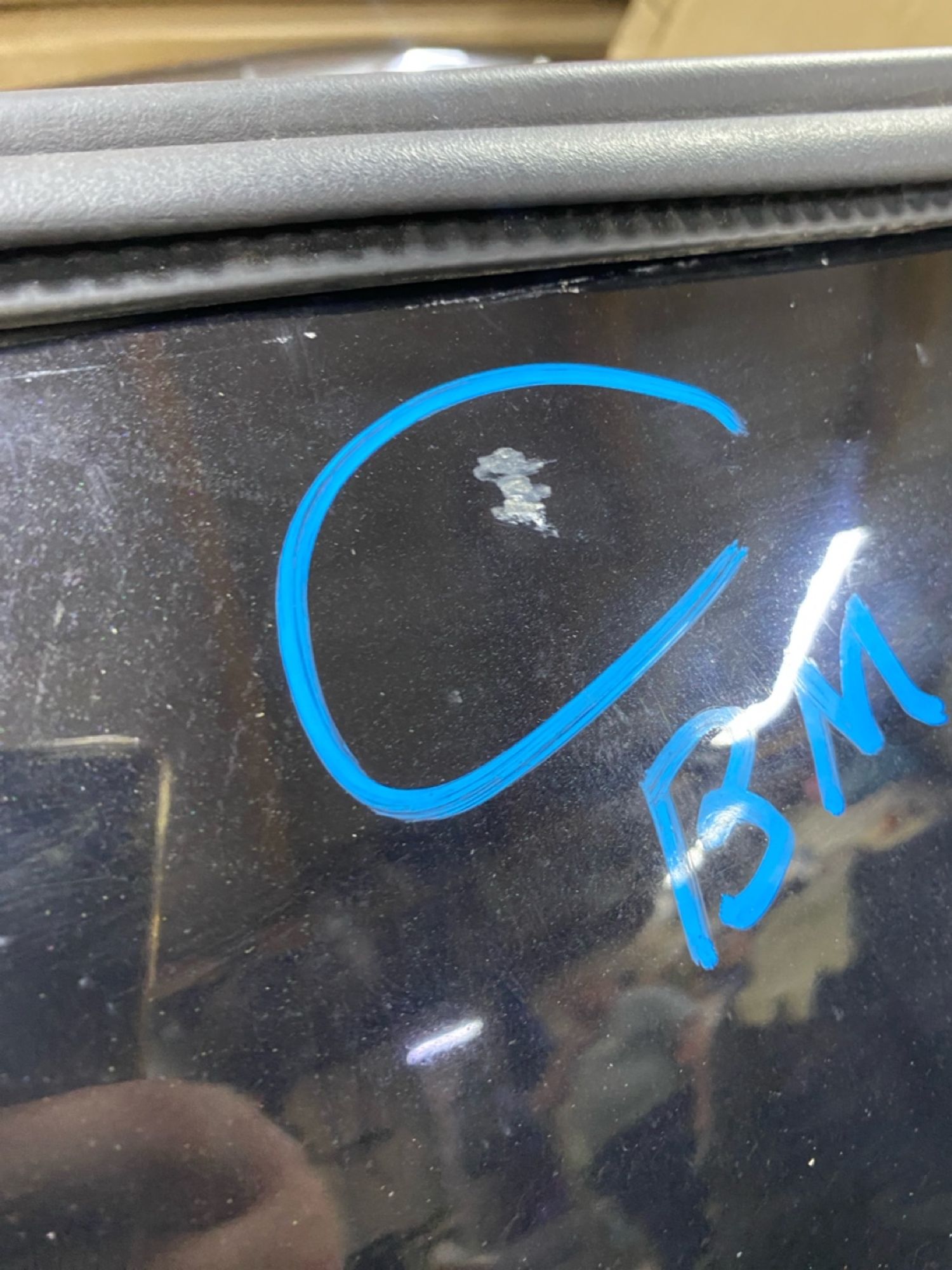 https://ycs.partsauto.market/partsauto-images/thmbs/userImages/4bc412e58a1c6cab6d9447373f981aa7/part/845dde31-e990-4feb-ab31-ba340235d419_1780583156935.jpg