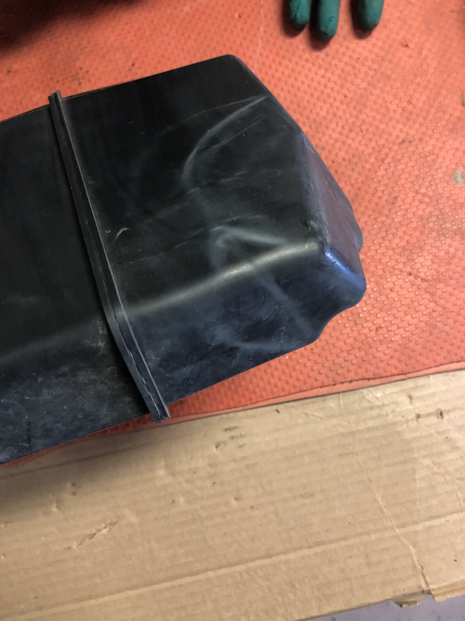 https://ycs.partsauto.market/partsauto-images/thmbs/userImages/4bc412e58a1c6cab6d9447373f981aa7/part/8a4639e4-6c91-4572-b655-a514dac0d795_1716461105988.jpg