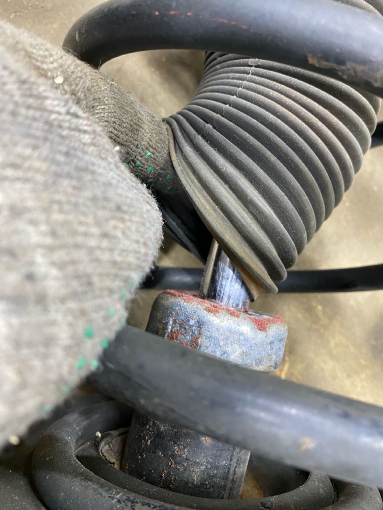 https://ycs.partsauto.market/partsauto-images/thmbs/userImages/4bc412e58a1c6cab6d9447373f981aa7/part/947a7d5e-ee99-4a33-9d1e-d9dbb13175c8_1779452767762.jpg