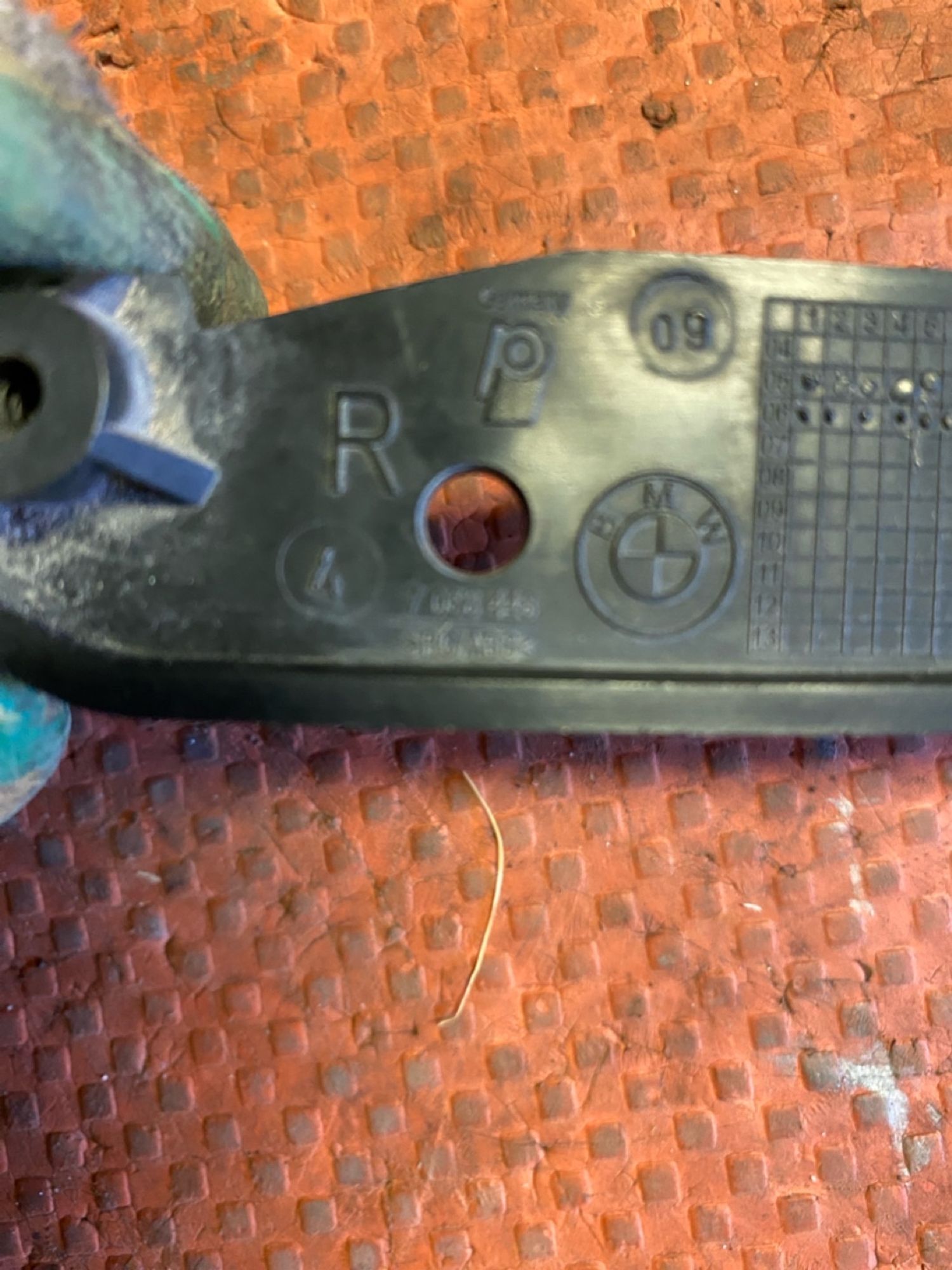 Кронштейн фары лев и прав BMW 3 серия E90, 1500 рублей, Москва