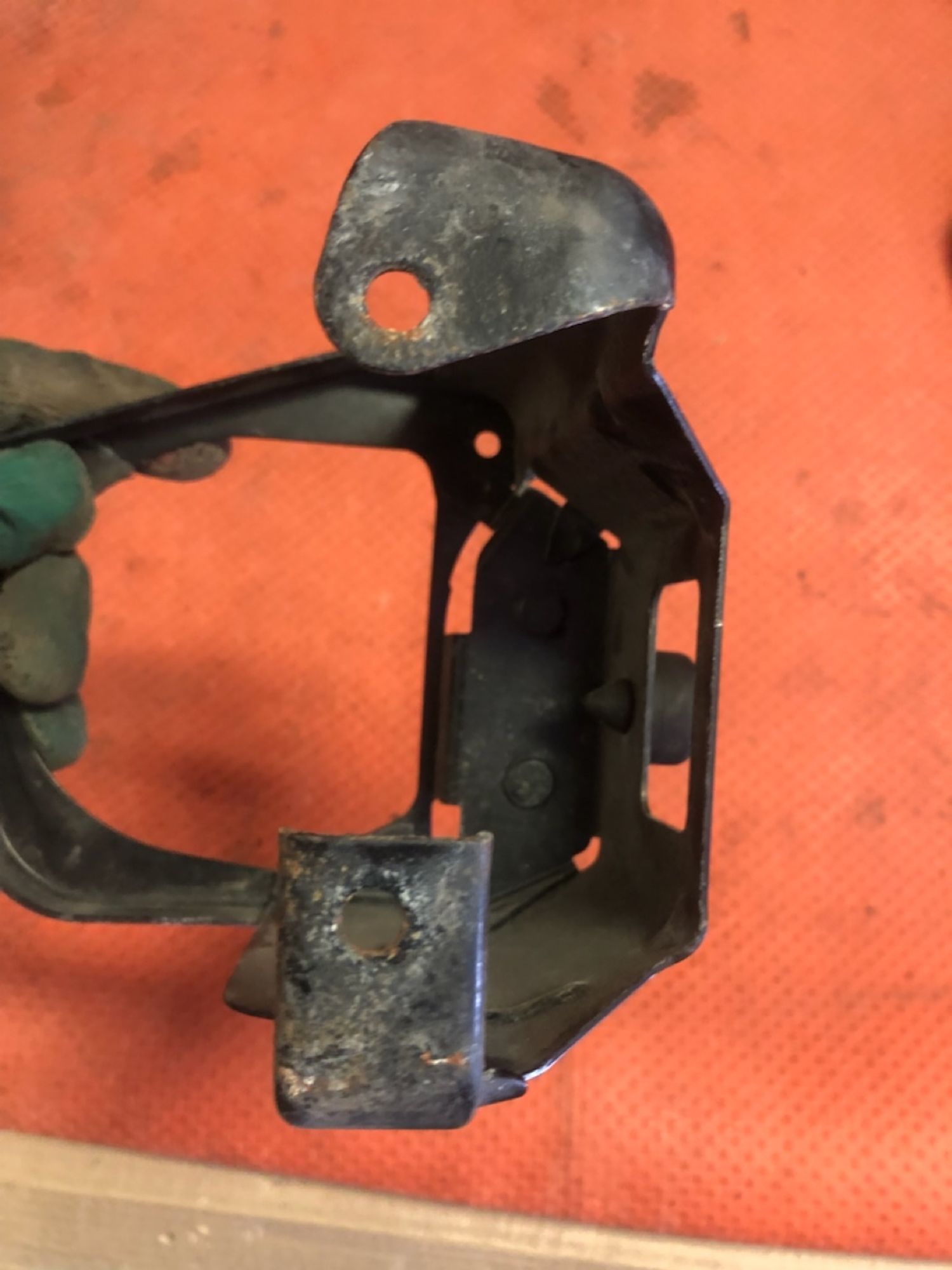 https://ycs.partsauto.market/partsauto-images/thmbs/userImages/4bc412e58a1c6cab6d9447373f981aa7/part/9dafb61c-2dff-47f3-bda9-0961e07b91ed_1720532102492.jpg