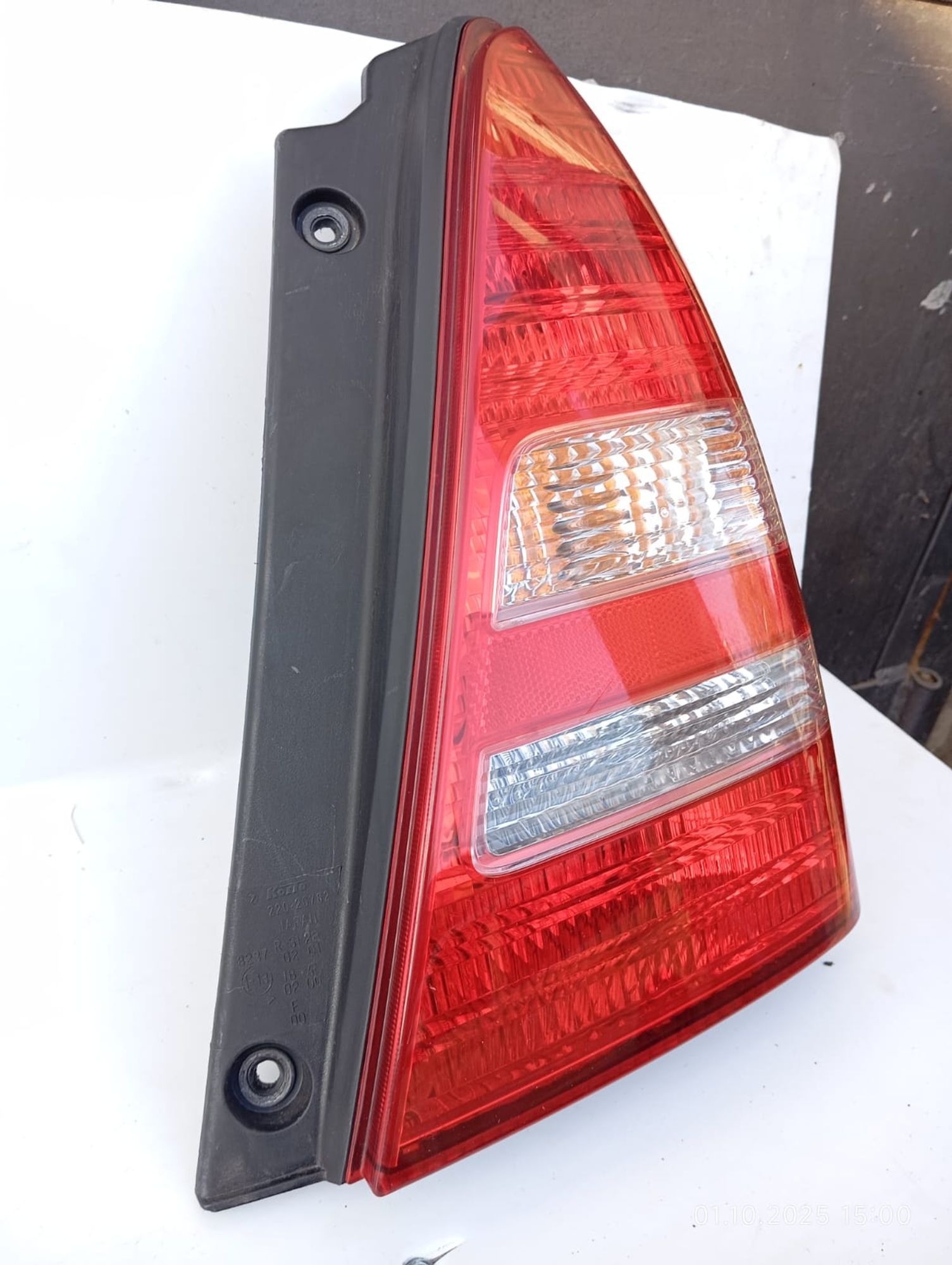 Фонарь задний правый Subaru Forester SG5 EJ205, 3000 рублей, Москва