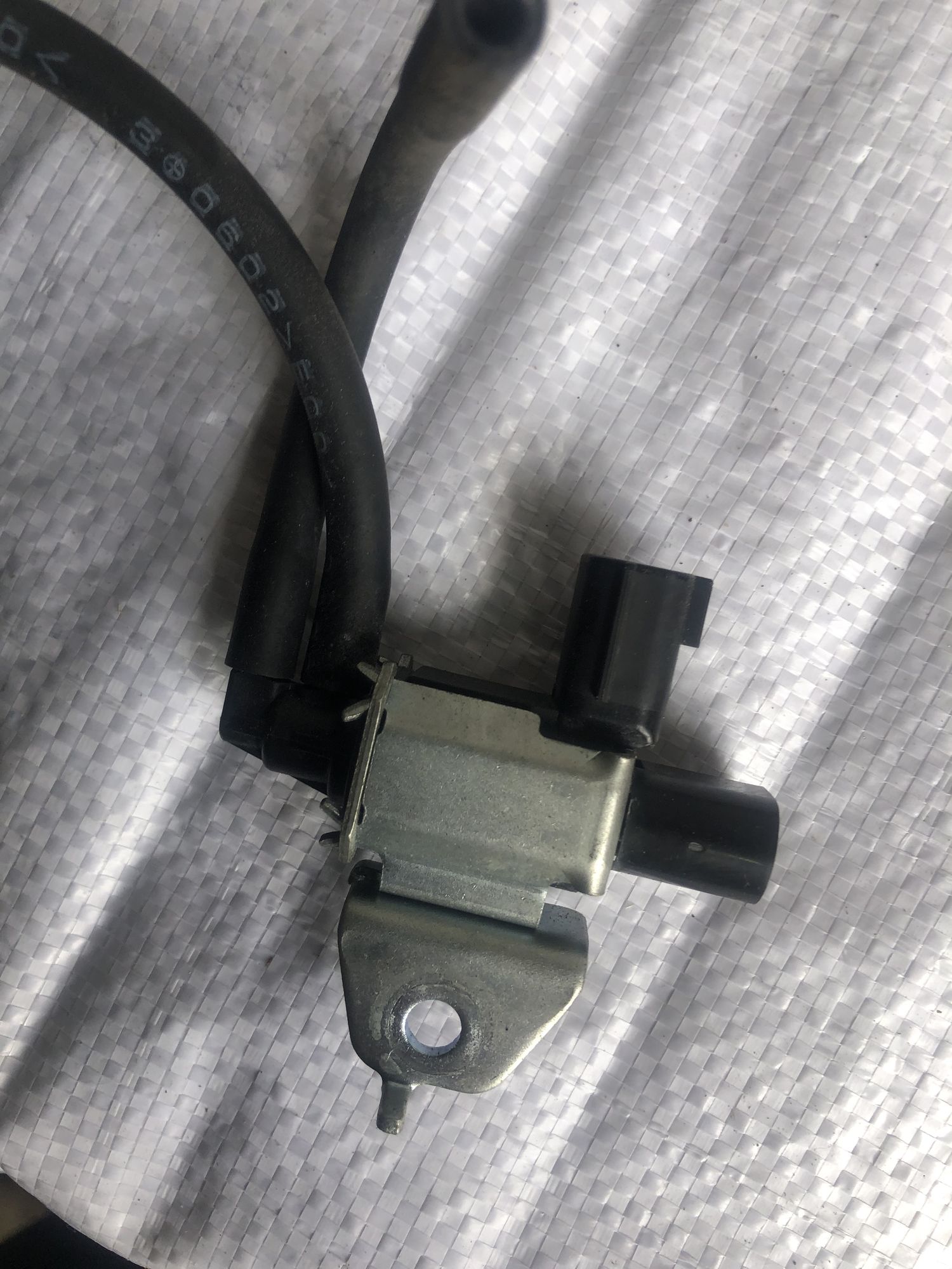 https://ycs.partsauto.market/partsauto-images/thmbs/userImages/4bc412e58a1c6cab6d9447373f981aa7/part/a6aabbe3-fe10-409f-8008-f59e352d2240_1712154458467.jpg