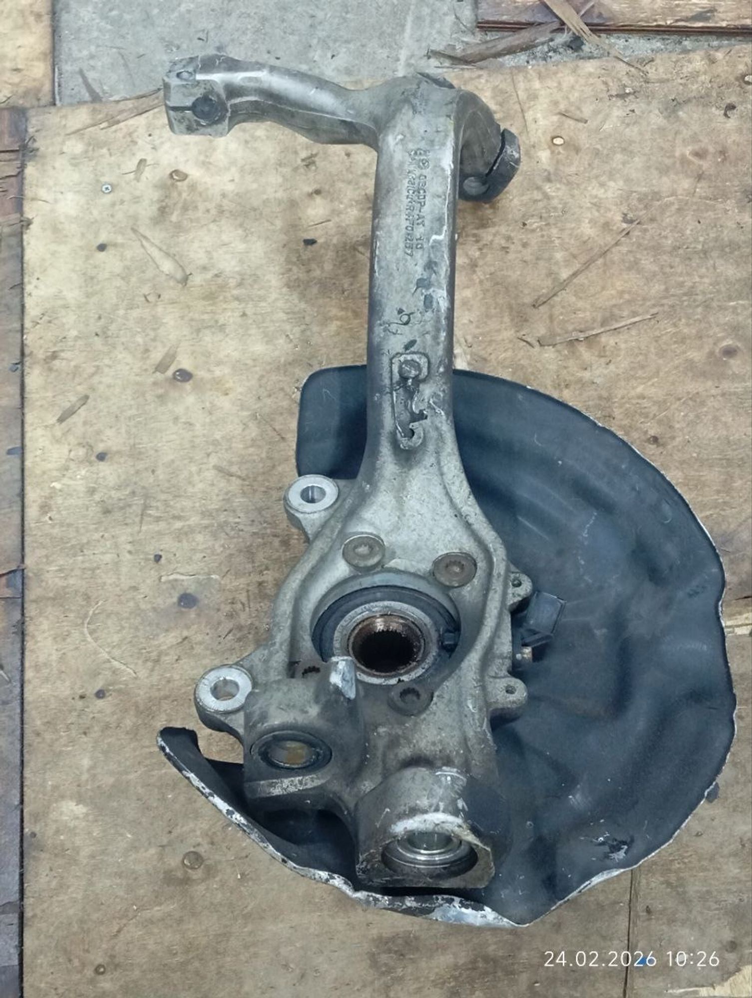 Поворотный кулак левый Audi A6 C6 Allroad 3,2 AUK, 10000 рублей, Москва