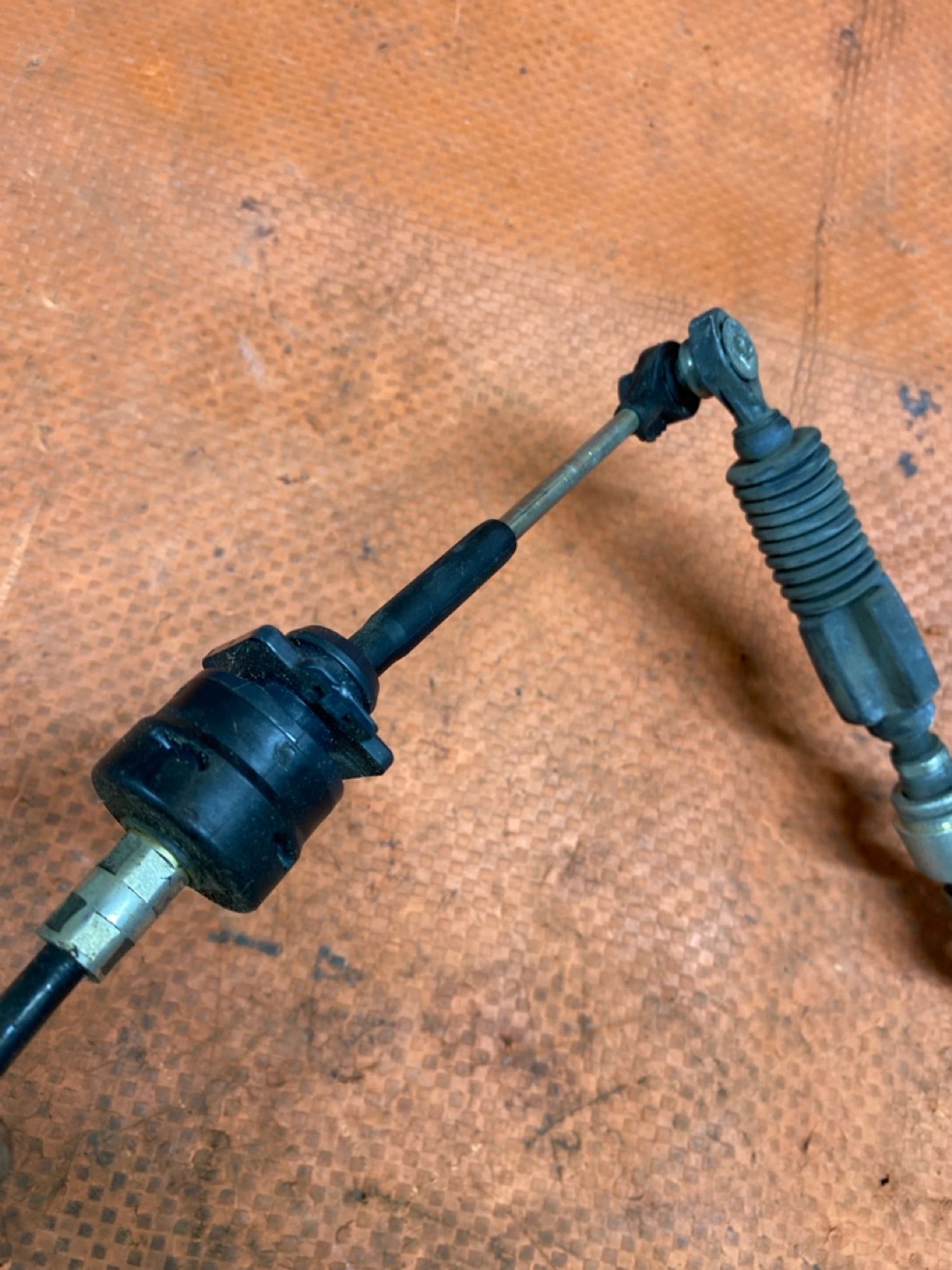 https://ycs.partsauto.market/partsauto-images/thmbs/userImages/4bc412e58a1c6cab6d9447373f981aa7/part/ae8b9a06-25d0-4c3b-967f-605ea7937fa0_1784195338549.jpg