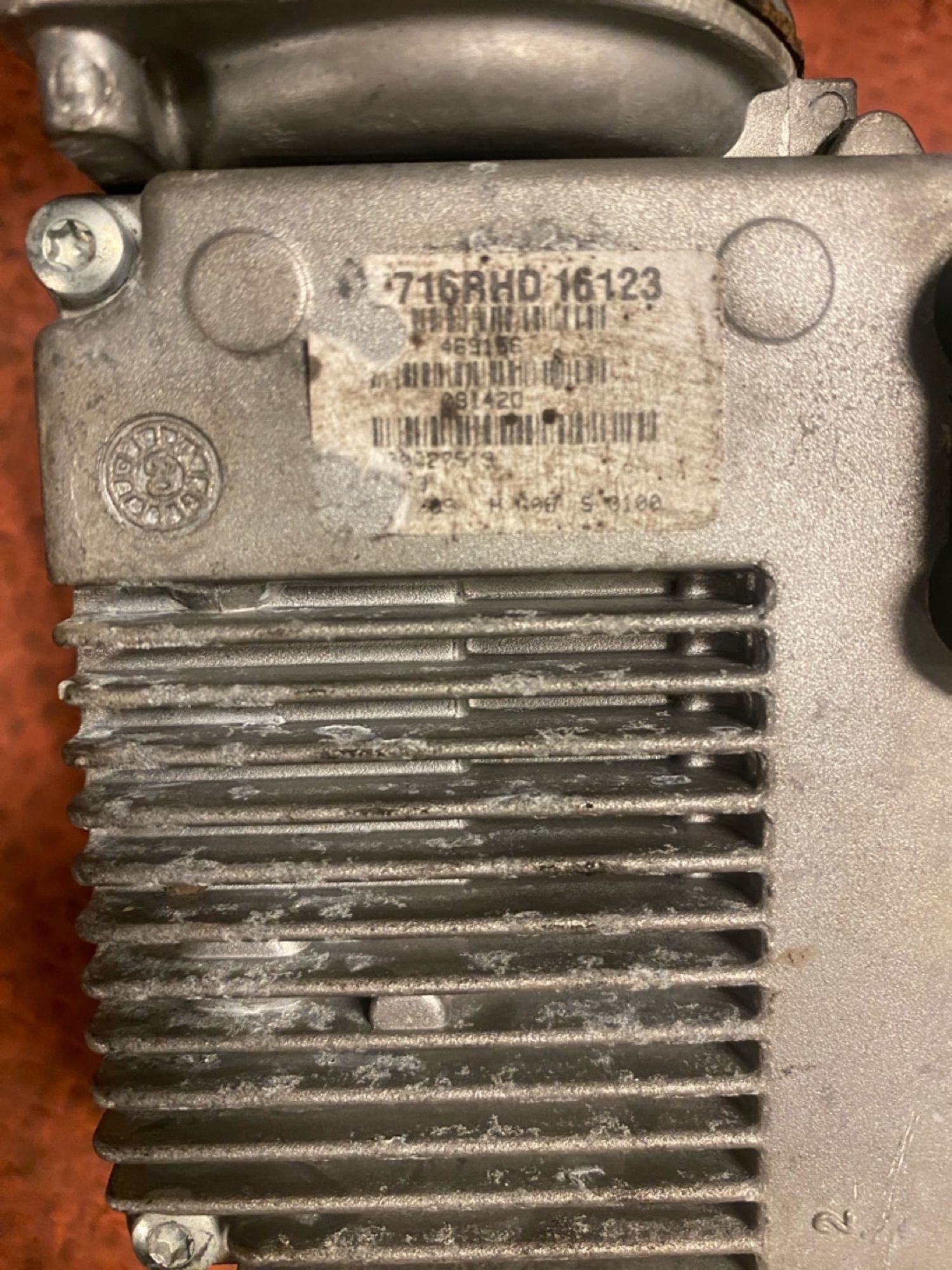 https://ycs.partsauto.market/partsauto-images/thmbs/userImages/4bc412e58a1c6cab6d9447373f981aa7/part/af4f1c27-bd78-4f45-8646-db38c9bc2495_1744814934471.jpg