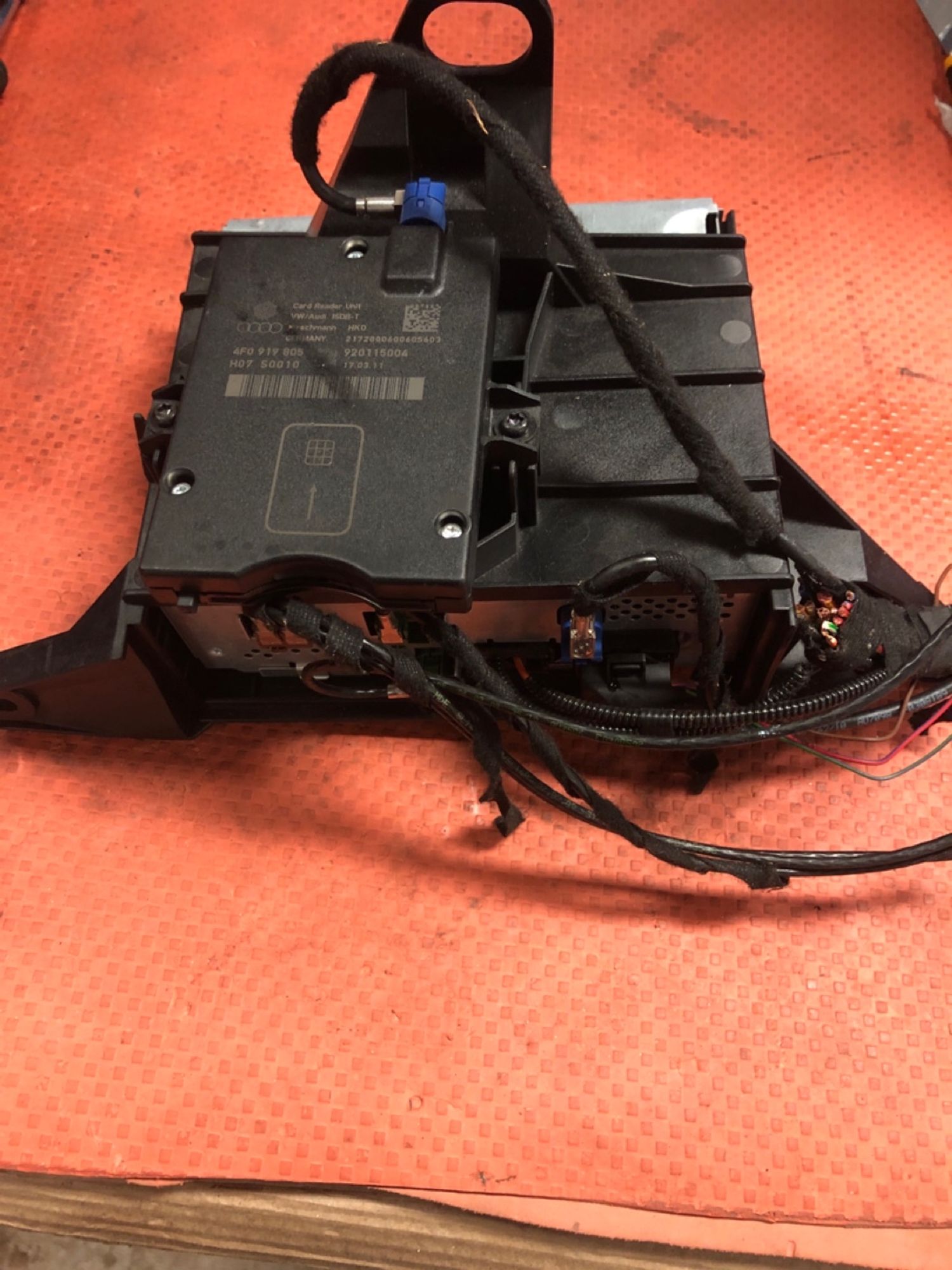 Усилитель звуковой Audi Q5 8R 2011, 1000 рублей, Москва