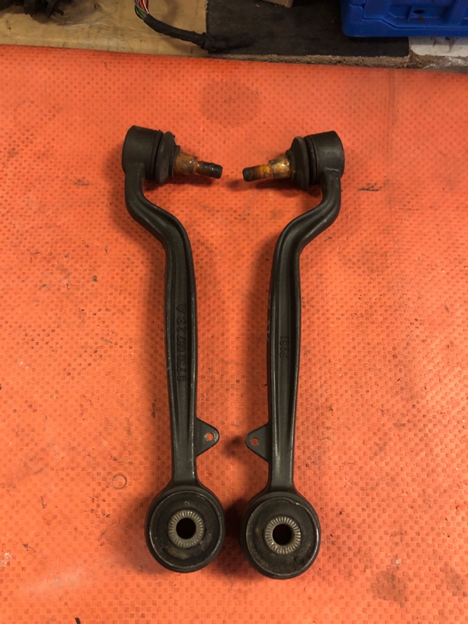 Рычаги лев и прав нижний Land Rover Range L322, 4000 рублей, Москва