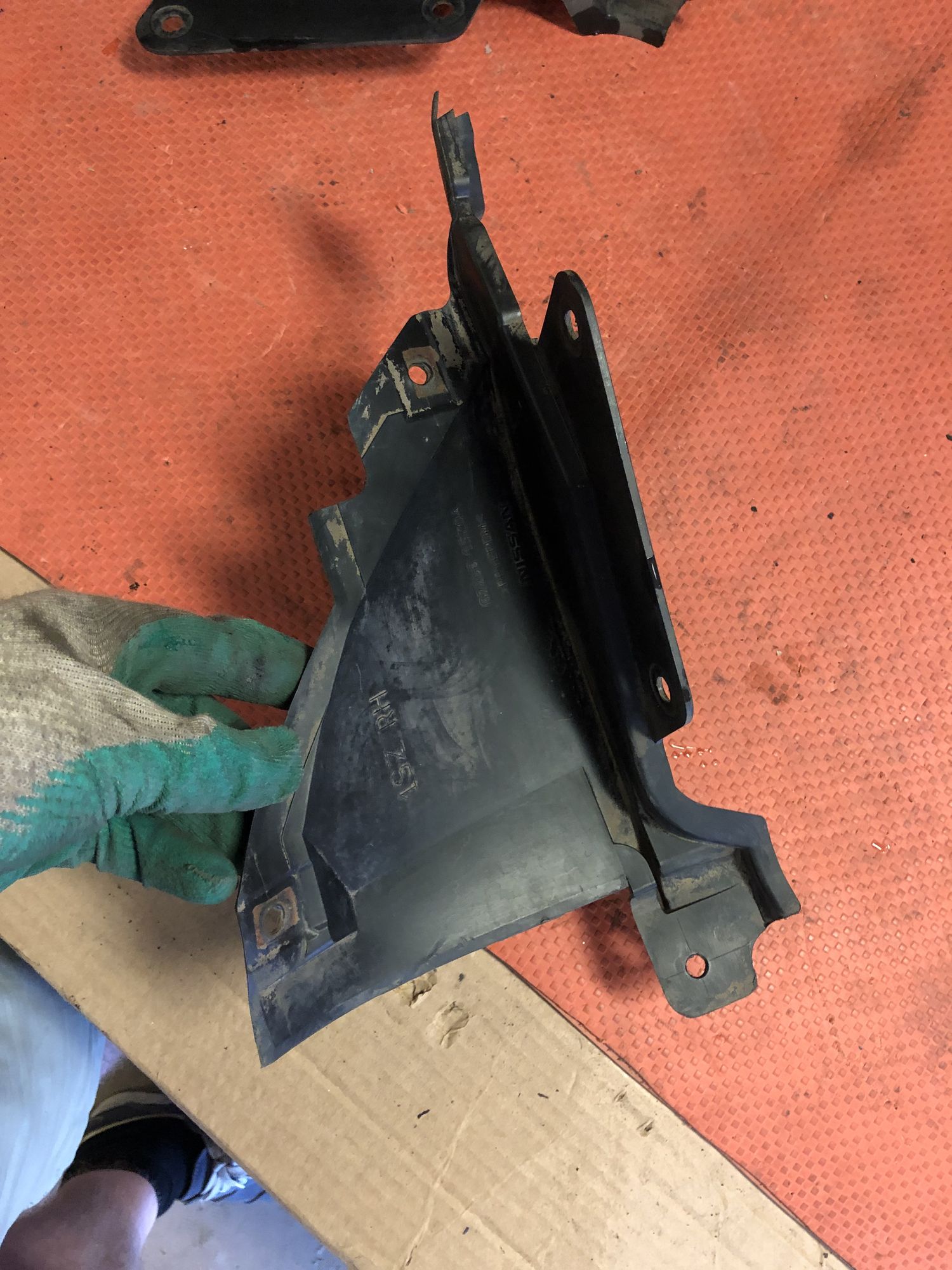 https://ycs.partsauto.market/partsauto-images/thmbs/userImages/4bc412e58a1c6cab6d9447373f981aa7/part/c440e5b3-336c-4618-bbc4-0f492dc2e6b1_1716970167099.jpg
