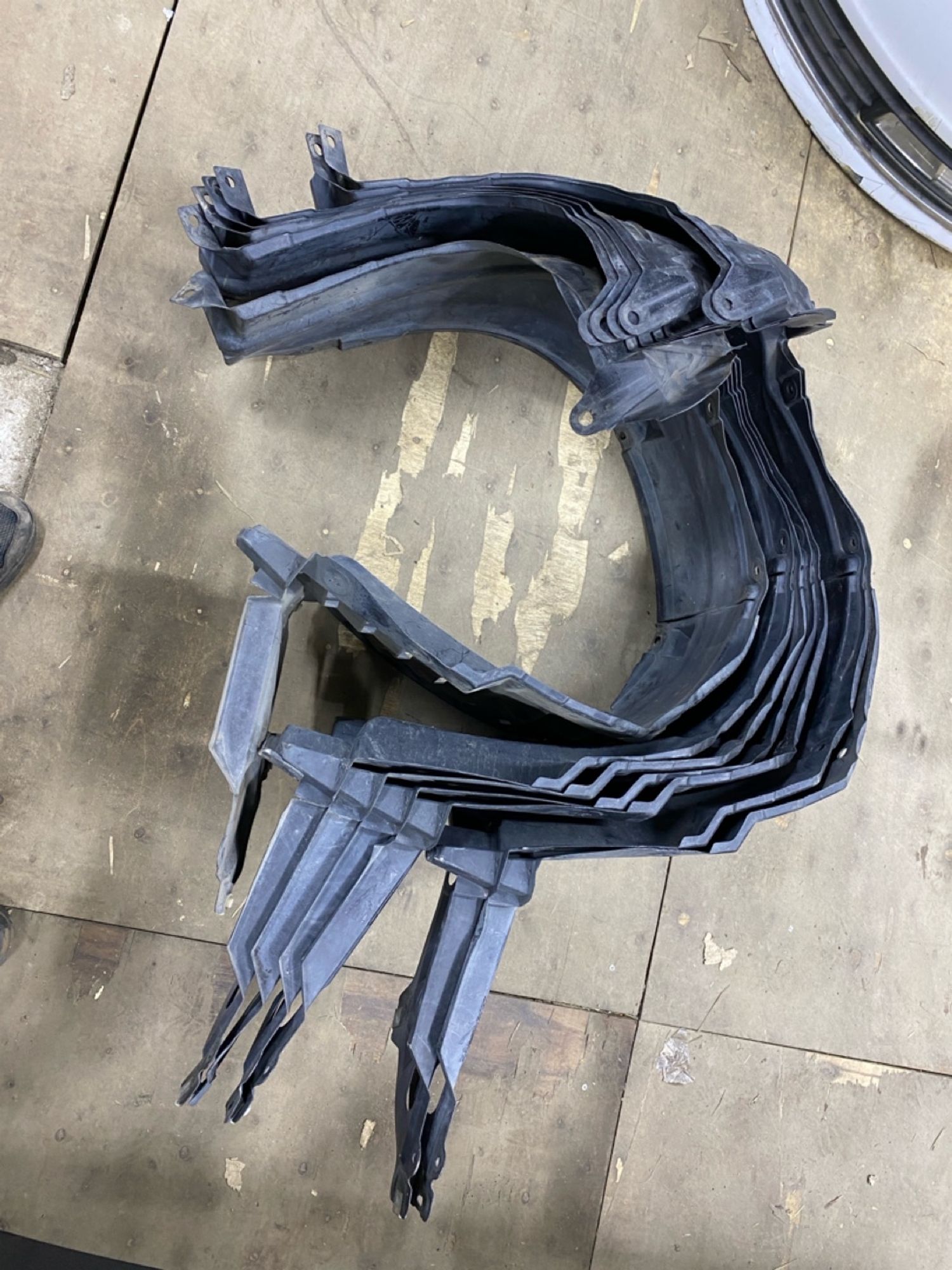 https://ycs.partsauto.market/partsauto-images/thmbs/userImages/4bc412e58a1c6cab6d9447373f981aa7/part/c4762119-5aca-4847-aad0-31e2315d29c1_1779958453276.jpg