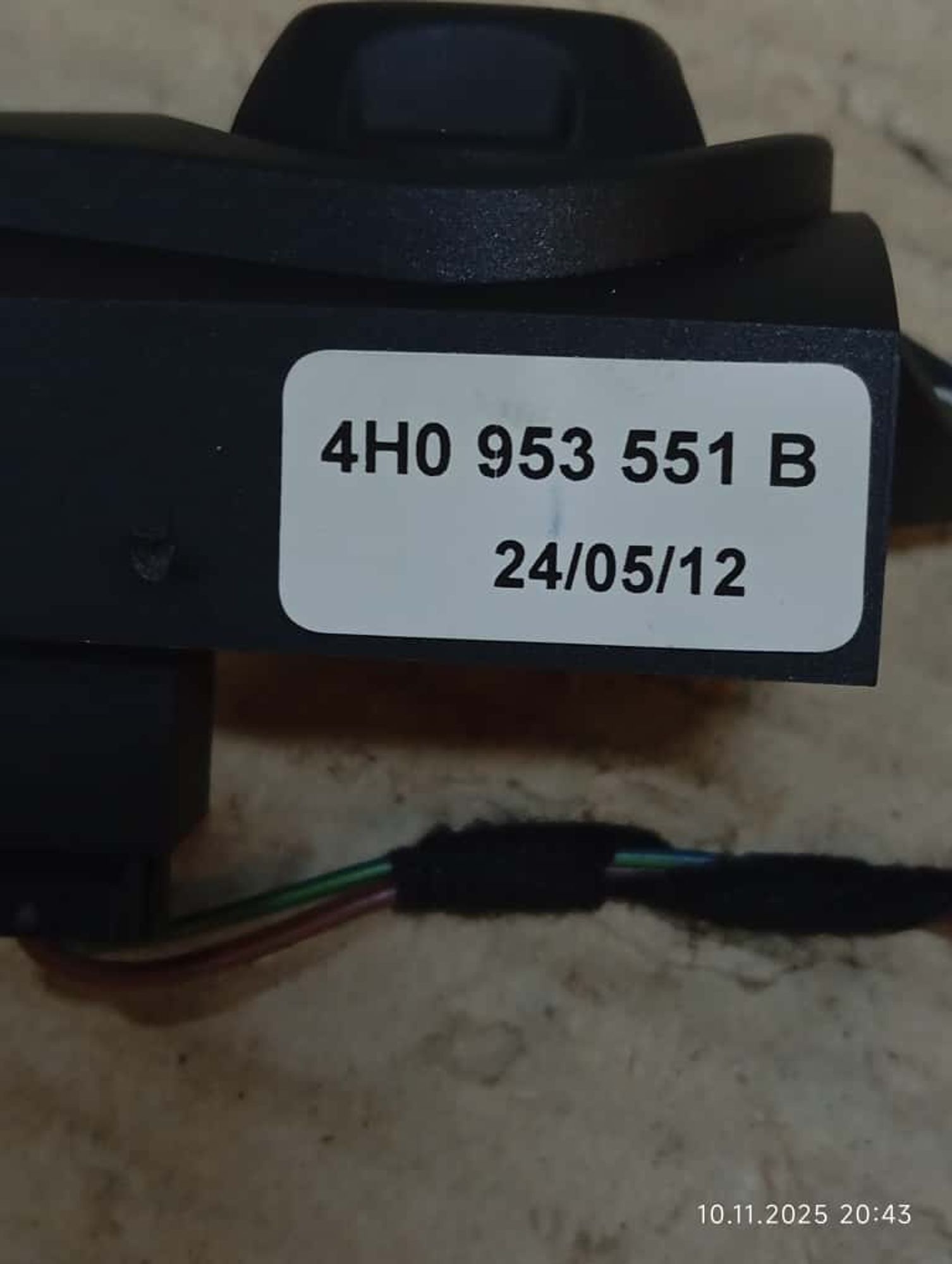 https://ycs.partsauto.market/partsauto-images/thmbs/userImages/4bc412e58a1c6cab6d9447373f981aa7/part/c8686320-c950-4fdd-b5d0-385c1634c4c3_1780484149800.jpg