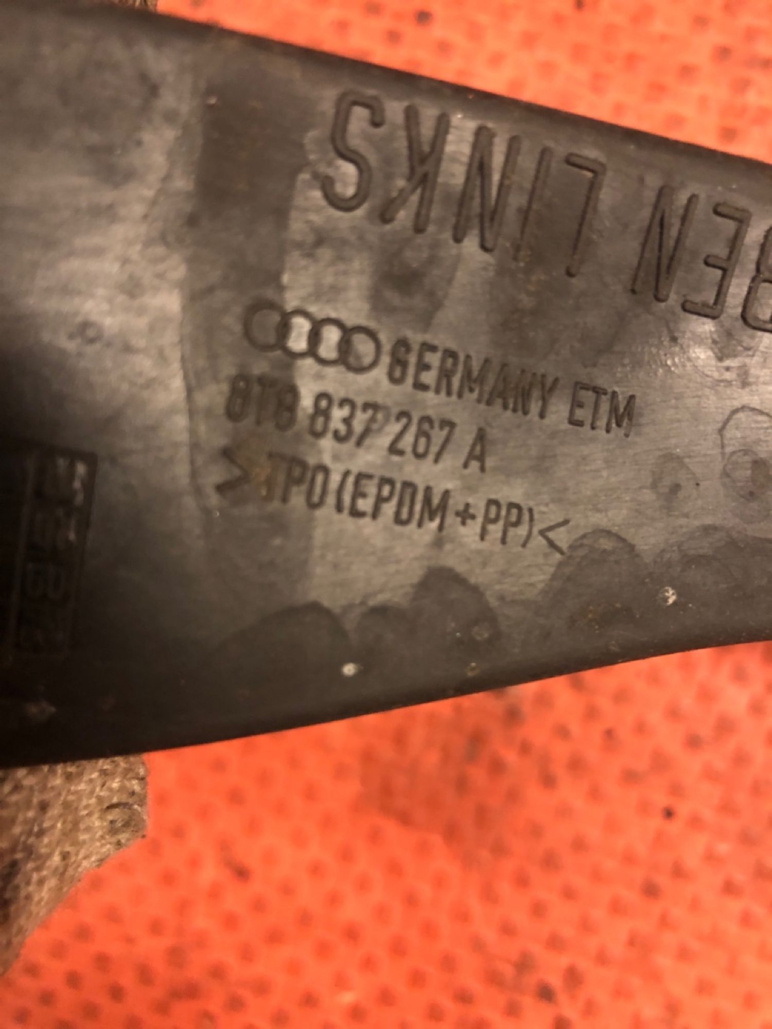 Ограничитель двери перед правый Audi A5 8T, 650 рублей, Москва