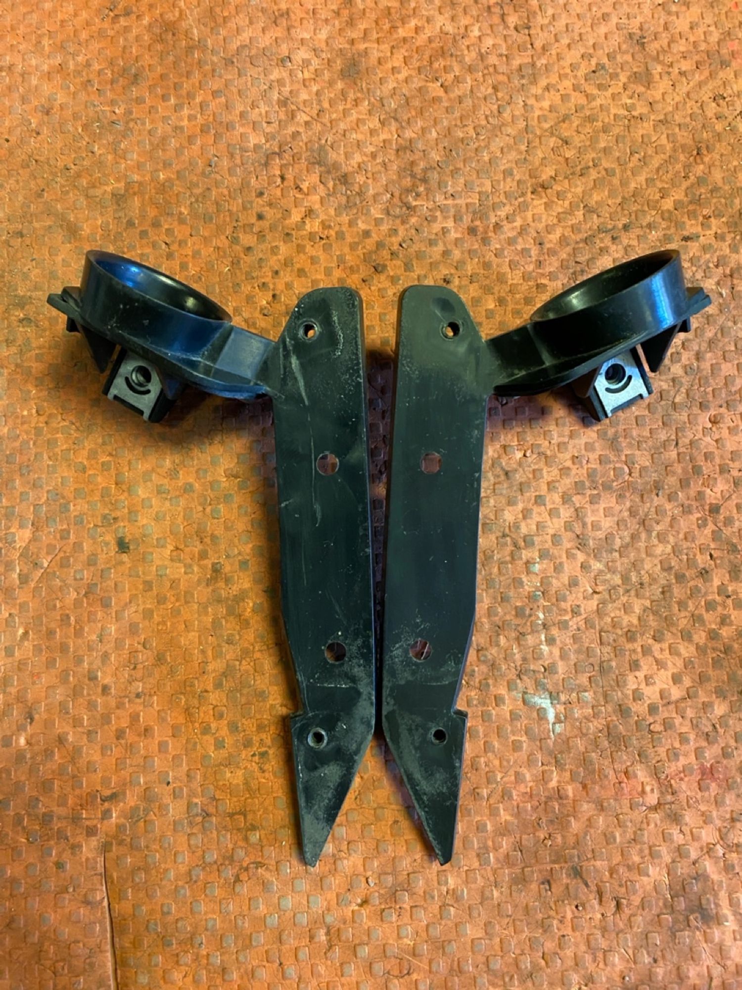 Кронштейн фары лев и прав BMW 3 серия E90, 1500 рублей, Москва