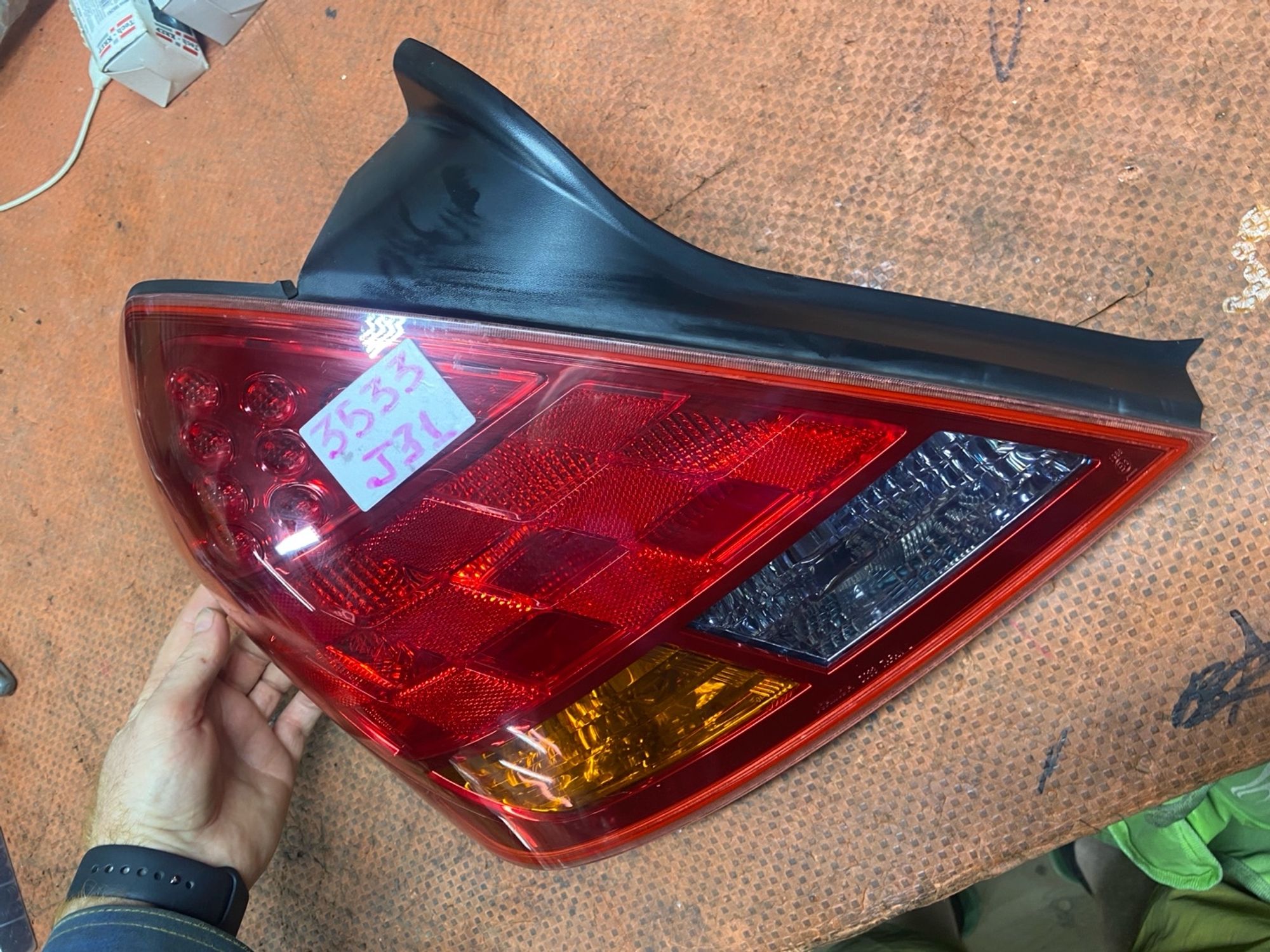 https://ycs.partsauto.market/partsauto-images/thmbs/userImages/4bc412e58a1c6cab6d9447373f981aa7/part/d5f4b31c-7c7f-4e73-950c-ab4b21b65217_1780472102578.jpg
