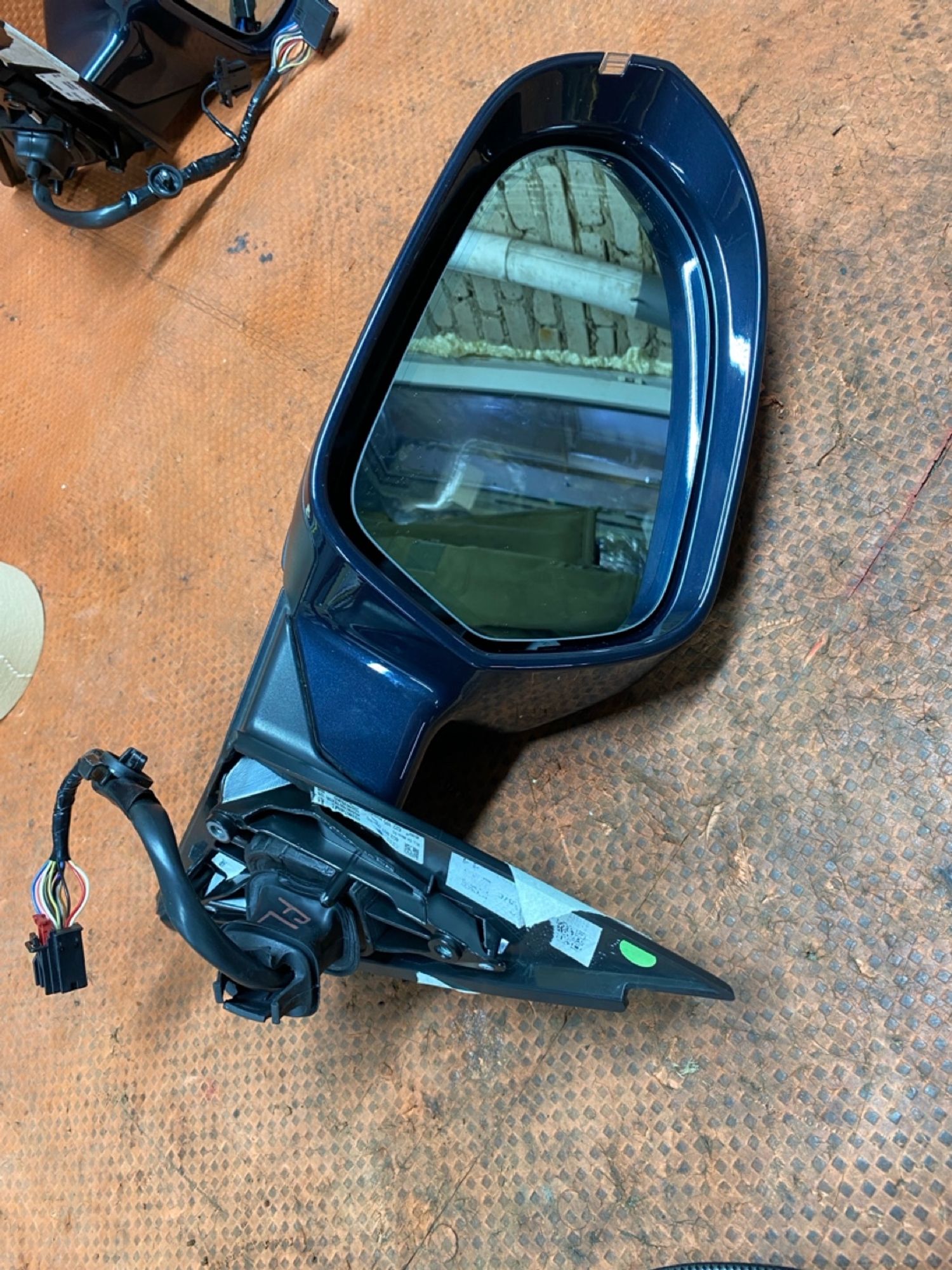 https://ycs.partsauto.market/partsauto-images/thmbs/userImages/4bc412e58a1c6cab6d9447373f981aa7/part/d6298559-be3e-47ac-a5cb-69a31f5ba605_1783747348634.jpg
