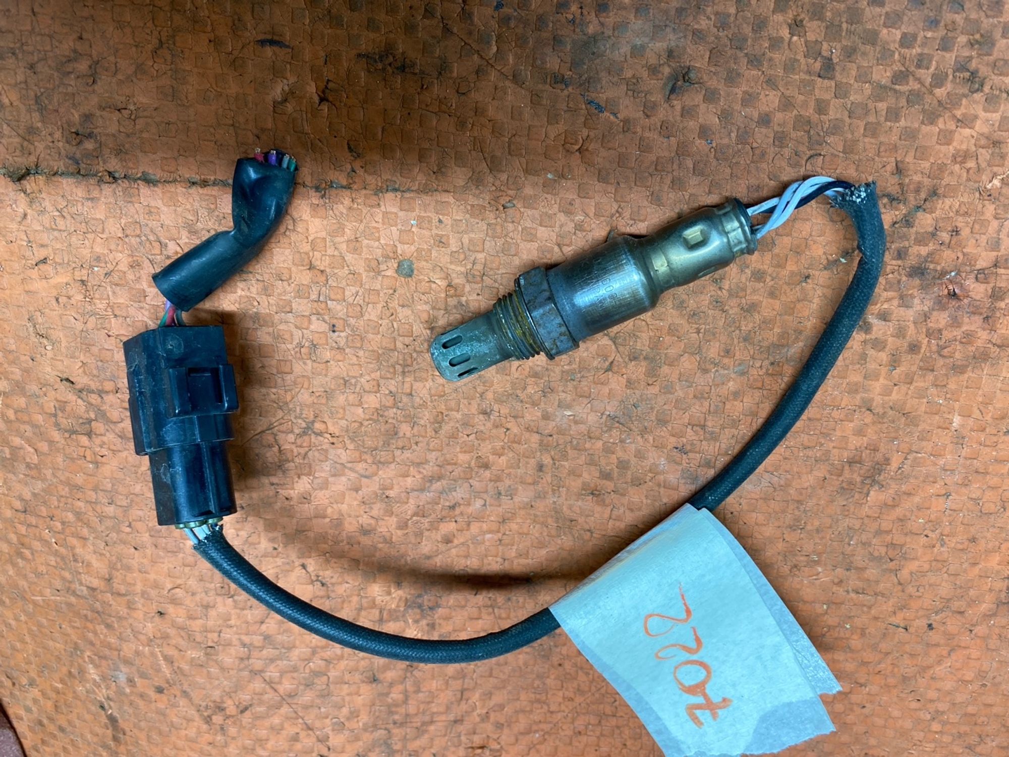 https://ycs.partsauto.market/partsauto-images/thmbs/userImages/4bc412e58a1c6cab6d9447373f981aa7/part/d63493d8-7fe5-416e-b3ff-f6da481df05b_1784195219892.jpg
