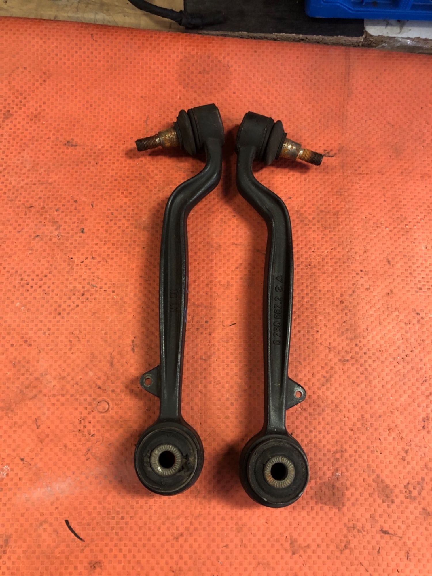 Рычаги лев и прав нижний Land Rover Range L322, 4000 рублей, Москва