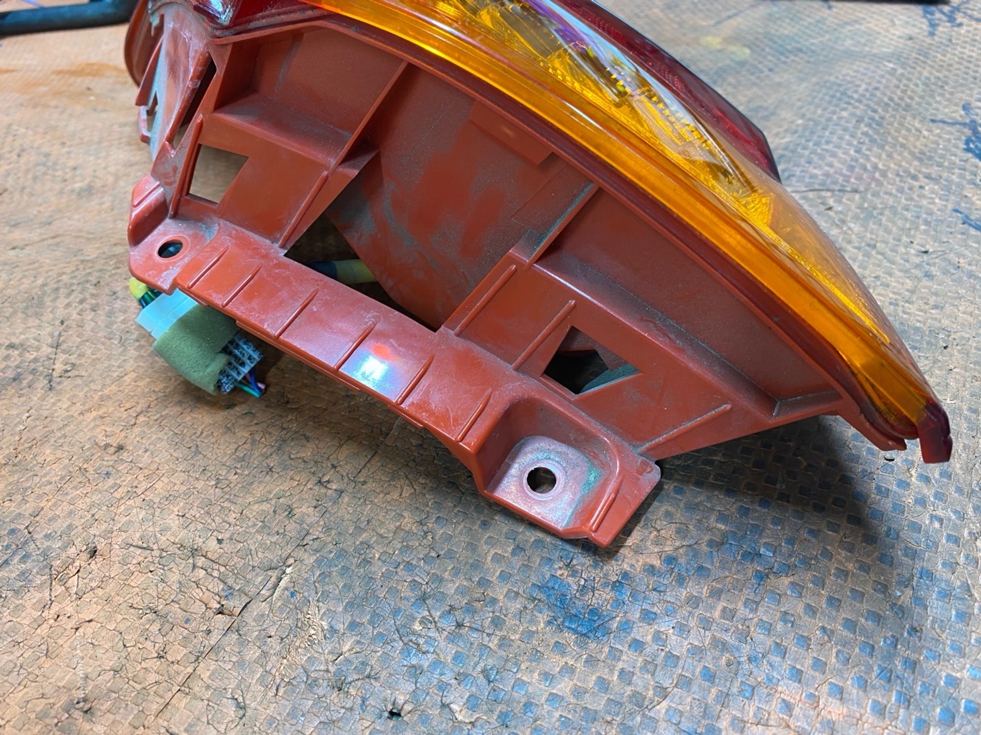 https://ycs.partsauto.market/partsauto-images/thmbs/userImages/4bc412e58a1c6cab6d9447373f981aa7/part/e2305ac3-74b9-4e91-be90-27f0f669c596_1784114337005.jpg