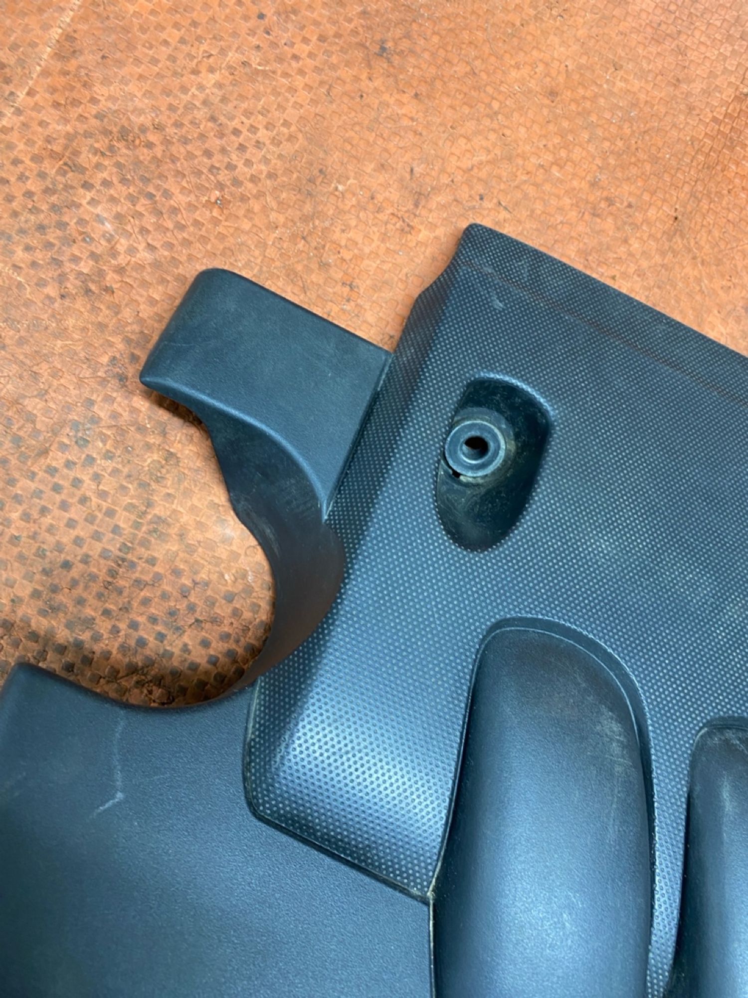 https://ycs.partsauto.market/partsauto-images/thmbs/userImages/4bc412e58a1c6cab6d9447373f981aa7/part/e925c1c6-ced2-4583-9937-7fcbad052291_1784195265349.jpg
