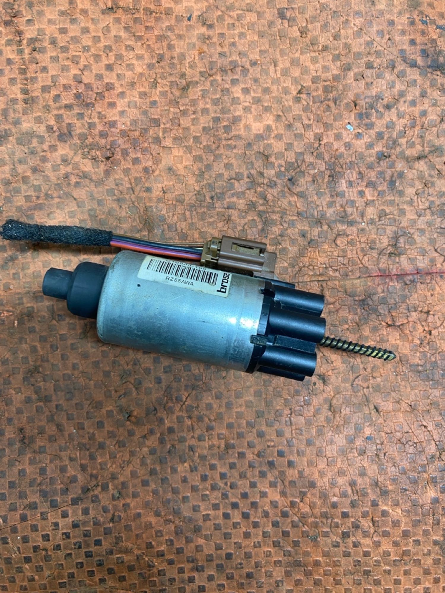 https://ycs.partsauto.market/partsauto-images/thmbs/userImages/4bc412e58a1c6cab6d9447373f981aa7/part/f1b5465e-d35f-49c9-a19e-869f620c564f_1779958510081.jpg