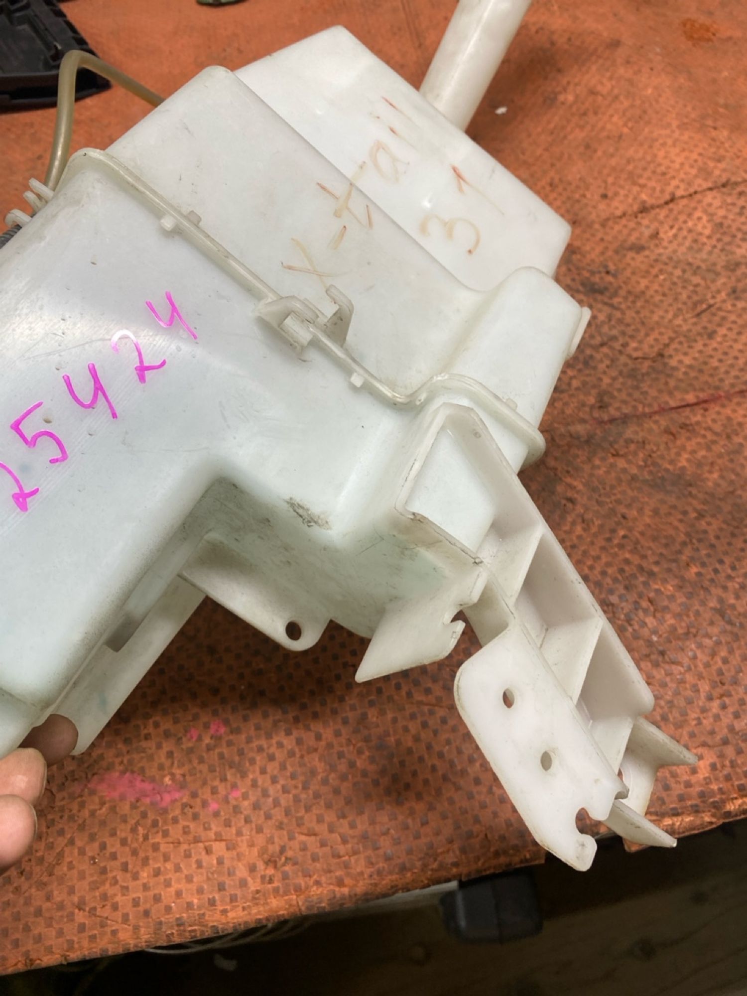 https://ycs.partsauto.market/partsauto-images/thmbs/userImages/4bc412e58a1c6cab6d9447373f981aa7/part/f32c8d8a-35ac-42e7-aaee-14752d5aa600_1780924194501.jpg