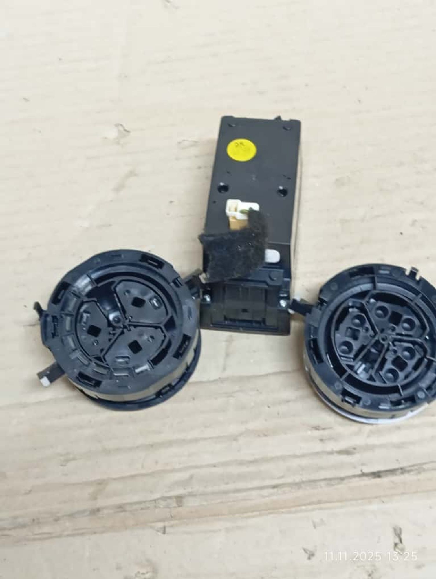 https://ycs.partsauto.market/partsauto-images/thmbs/userImages/4bc412e58a1c6cab6d9447373f981aa7/part/f5ebecf1-7741-49ea-80a6-0e7f12d06360_1780489738013.jpg