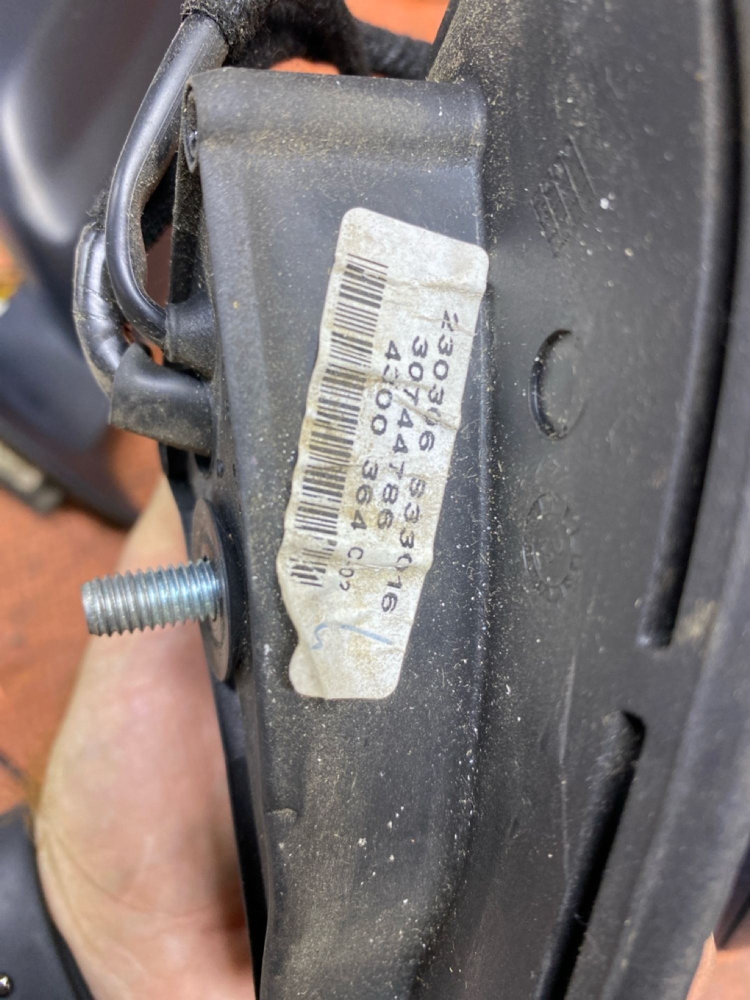 https://ycs.partsauto.market/partsauto-images/thmbs/userImages/4bc412e58a1c6cab6d9447373f981aa7/part/f807fe79-b7c1-40b5-96b7-525e475e98ee_1784114741048.jpg