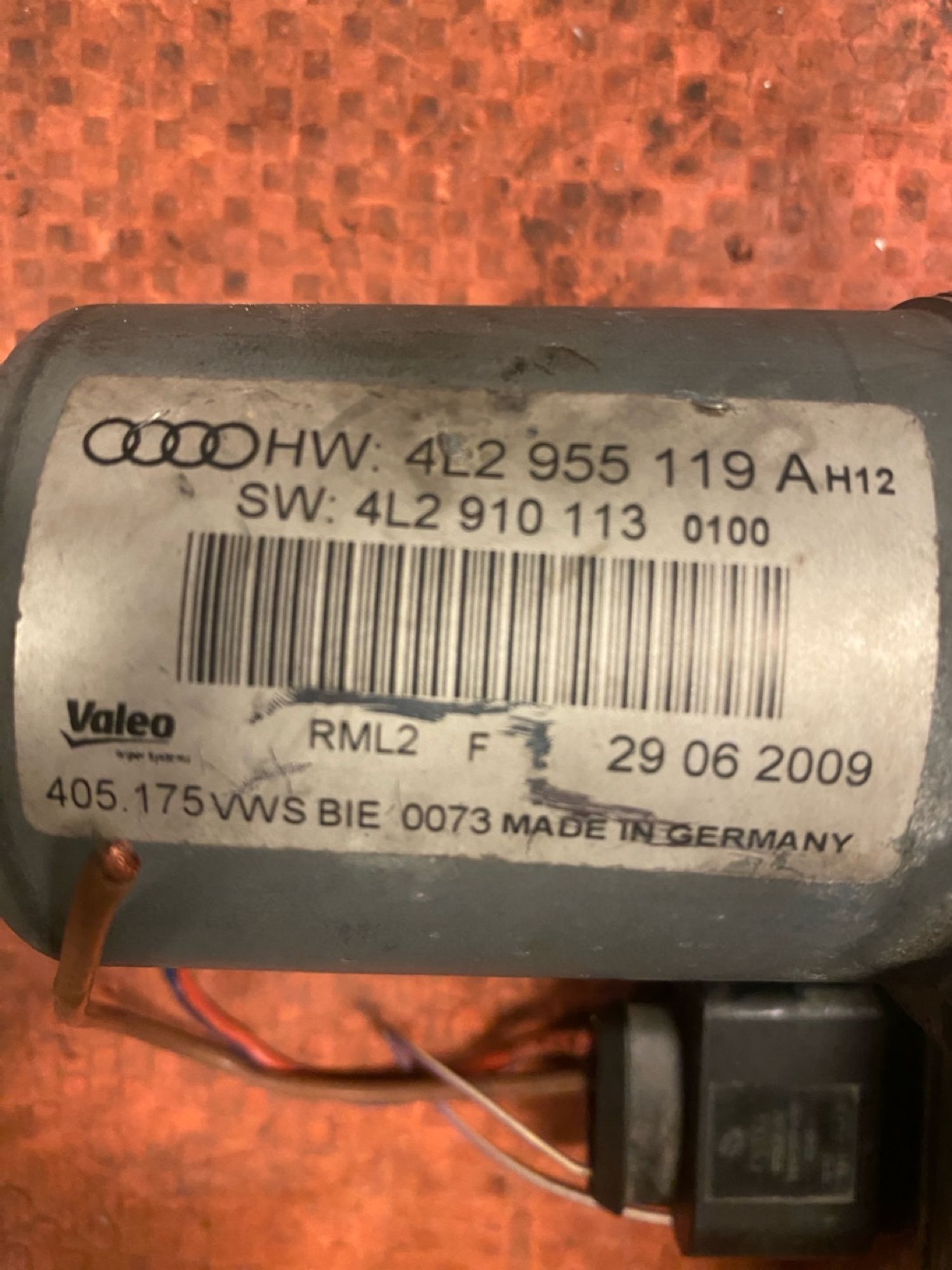 https://ycs.partsauto.market/partsauto-images/thmbs/userImages/4bc412e58a1c6cab6d9447373f981aa7/part/fb43470a-b01f-4157-8755-88754d737021_1744814924032.jpg