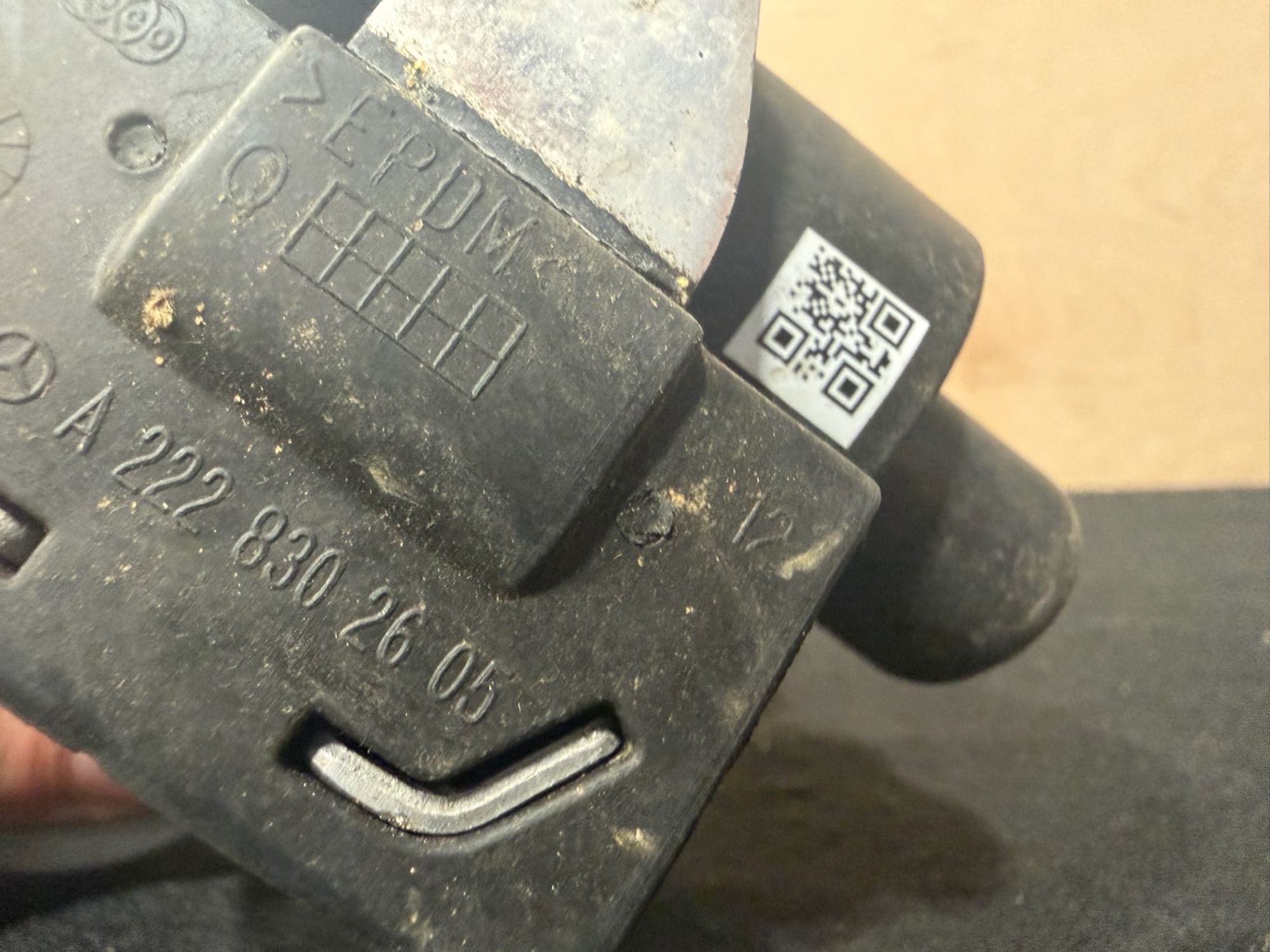 https://ycs.partsauto.market/partsauto-images/thmbs/userImages/57a1490c760884948c1593ca7cc92ed5/part/04c3e1fc-372c-4b94-8063-4d4d0b1a4bef_1776694748630.jpg