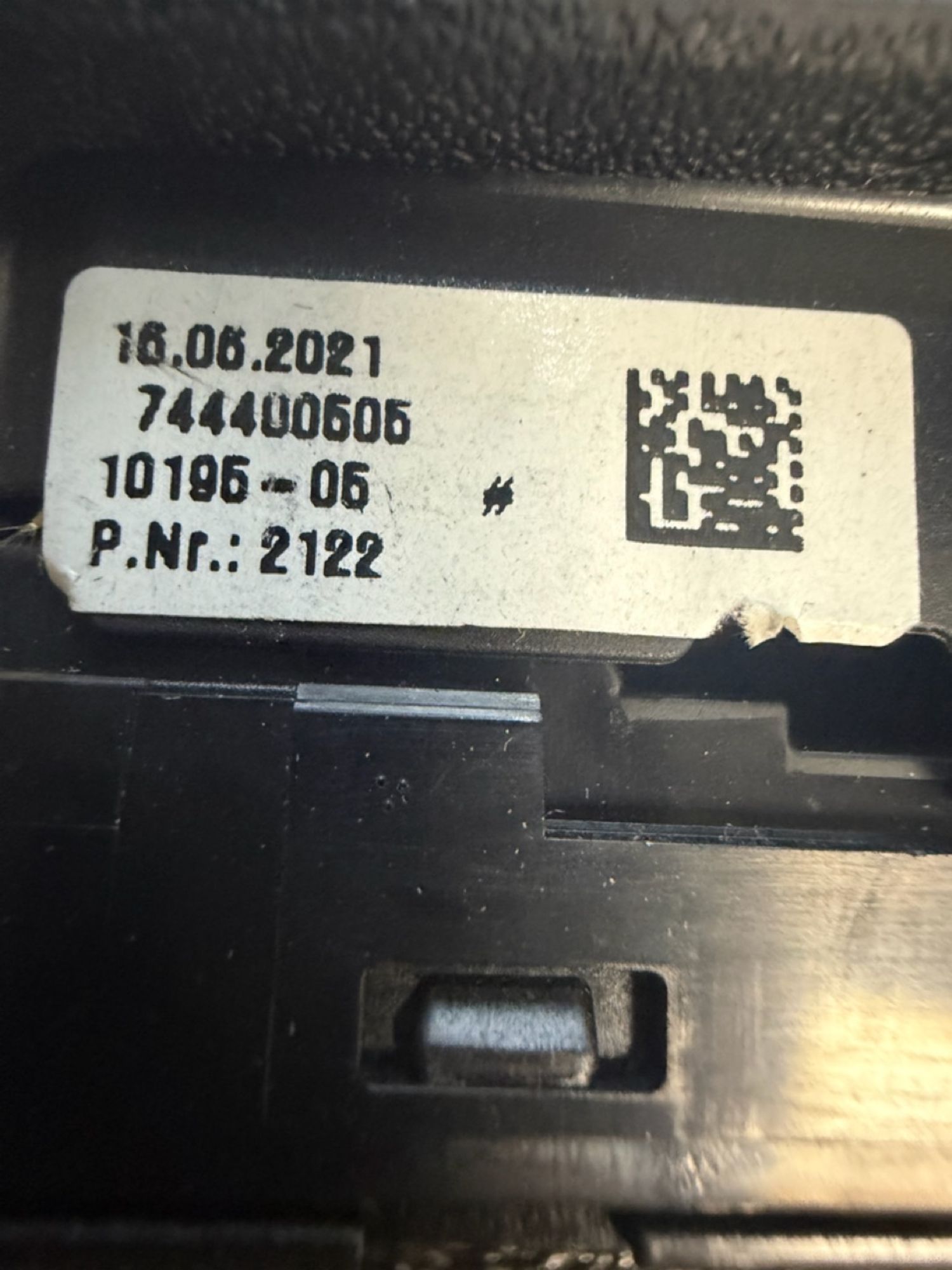 https://ycs.partsauto.market/partsauto-images/thmbs/userImages/57a1490c760884948c1593ca7cc92ed5/part/0e016e31-10a9-4bc1-874d-3a5fa6c454d0_1777015620591.jpg