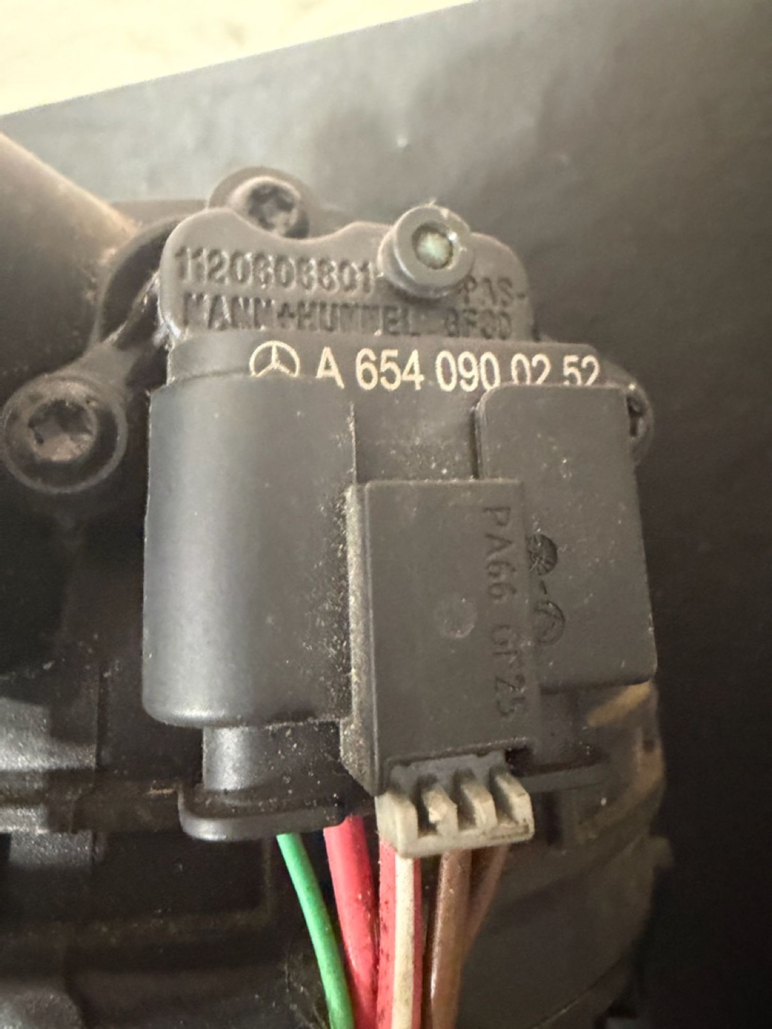 https://ycs.partsauto.market/partsauto-images/thmbs/userImages/57a1490c760884948c1593ca7cc92ed5/part/1e689a68-e4e3-4954-9ce0-ac796759a805_1776689361383.jpg