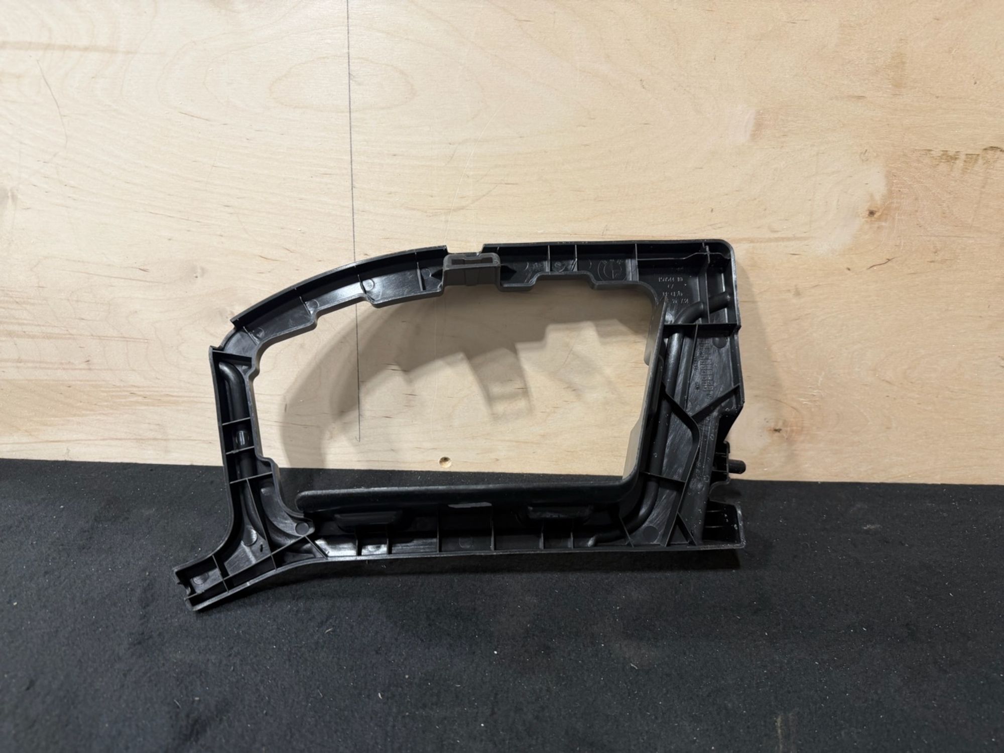 https://ycs.partsauto.market/partsauto-images/thmbs/userImages/57a1490c760884948c1593ca7cc92ed5/part/1f1365e7-943a-4586-b1c0-bb0564b39532_1776878149020.jpg