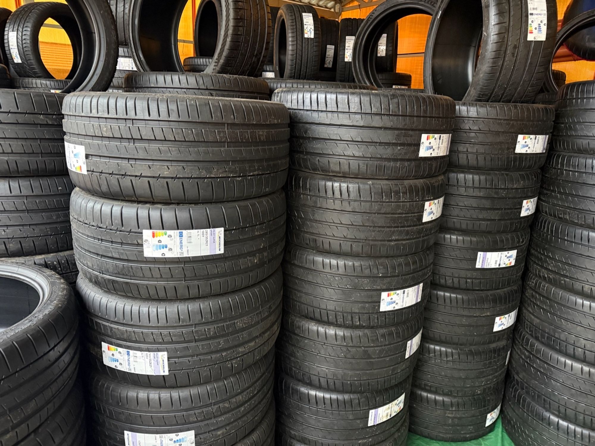 https://ycs.partsauto.market/partsauto-images/thmbs/userImages/57a1490c760884948c1593ca7cc92ed5/part/2a663b4e-fc92-41d9-a99d-cb8844734734_1777232761591.jpg