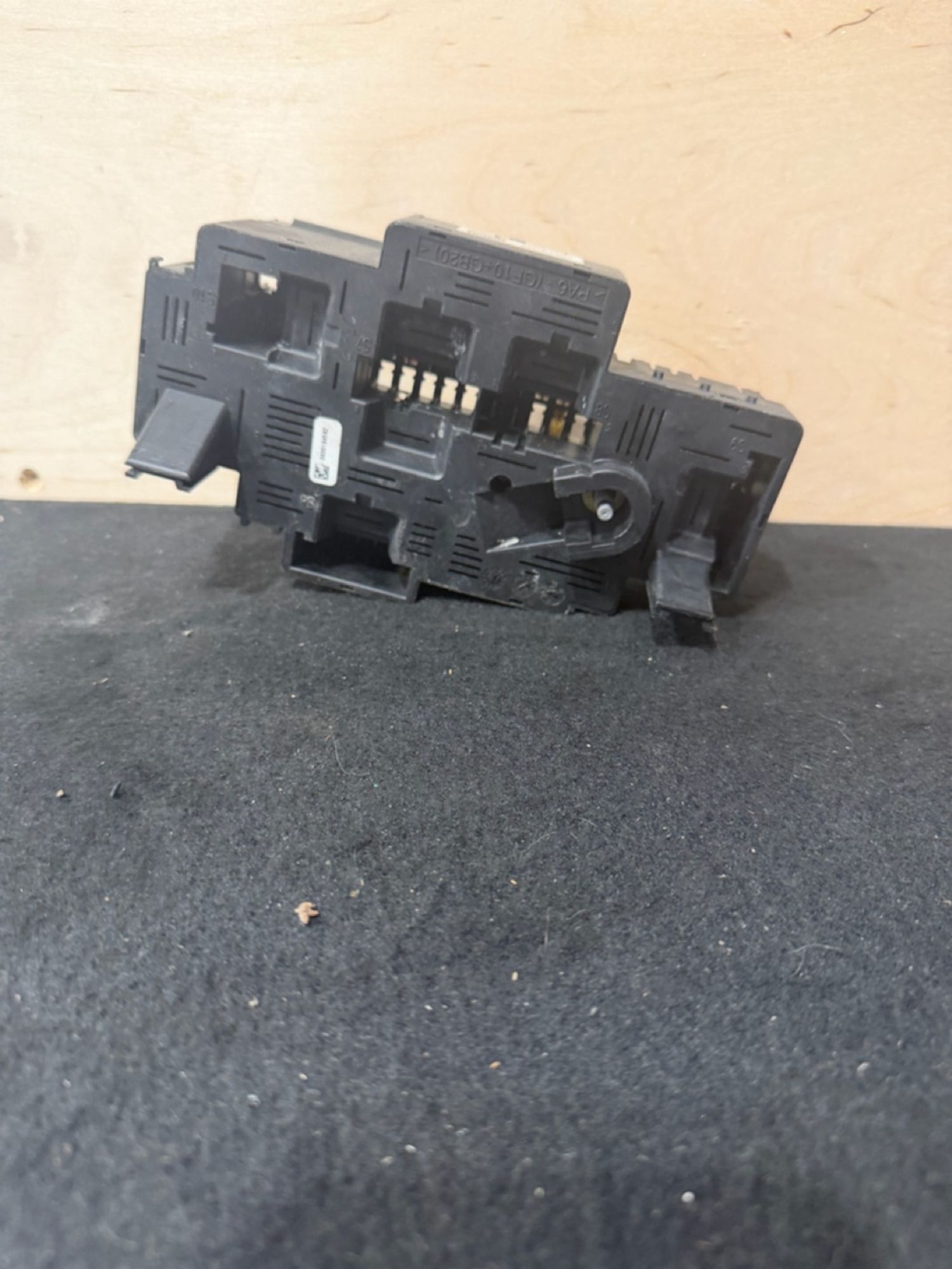 https://ycs.partsauto.market/partsauto-images/thmbs/userImages/57a1490c760884948c1593ca7cc92ed5/part/3241419f-9bc8-4138-ac38-45764c0874ee_1776691519086.jpg