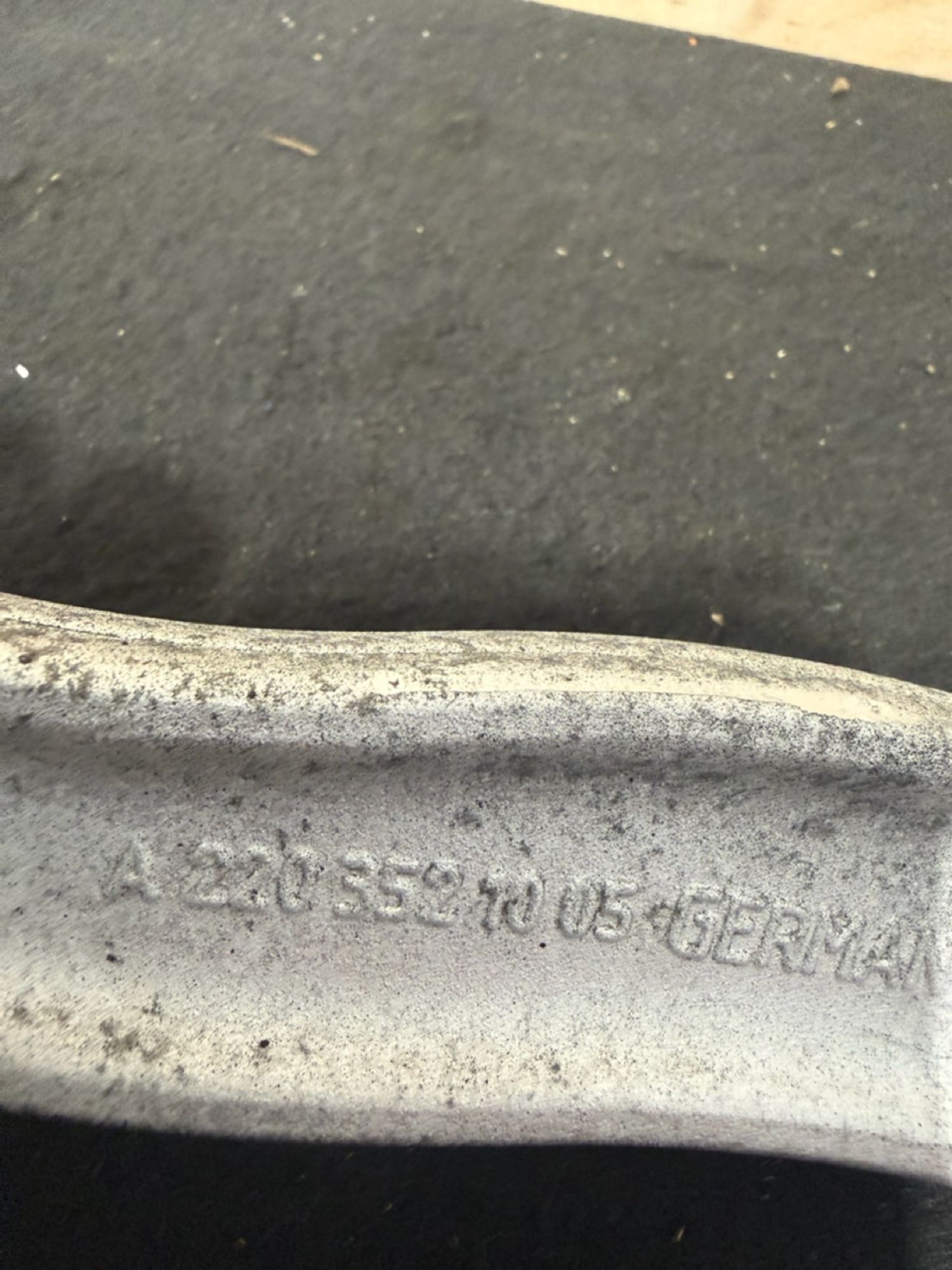 https://ycs.partsauto.market/partsauto-images/thmbs/userImages/57a1490c760884948c1593ca7cc92ed5/part/3a26be19-ea50-4f04-8c18-78ef57c1af09_1777122294395.jpg