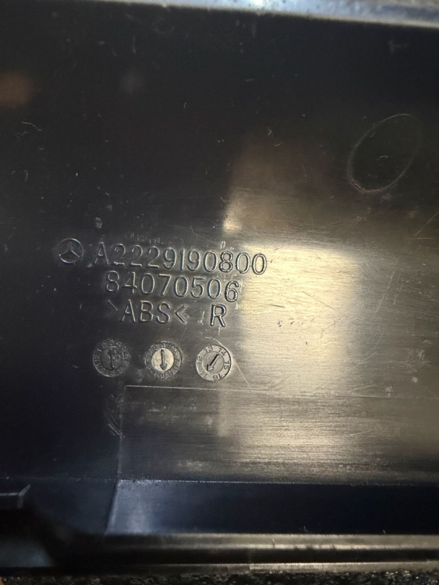 https://ycs.partsauto.market/partsauto-images/thmbs/userImages/57a1490c760884948c1593ca7cc92ed5/part/3f8fc6ab-ed87-4f82-9289-db48e07f01e5_1777119786282.jpg