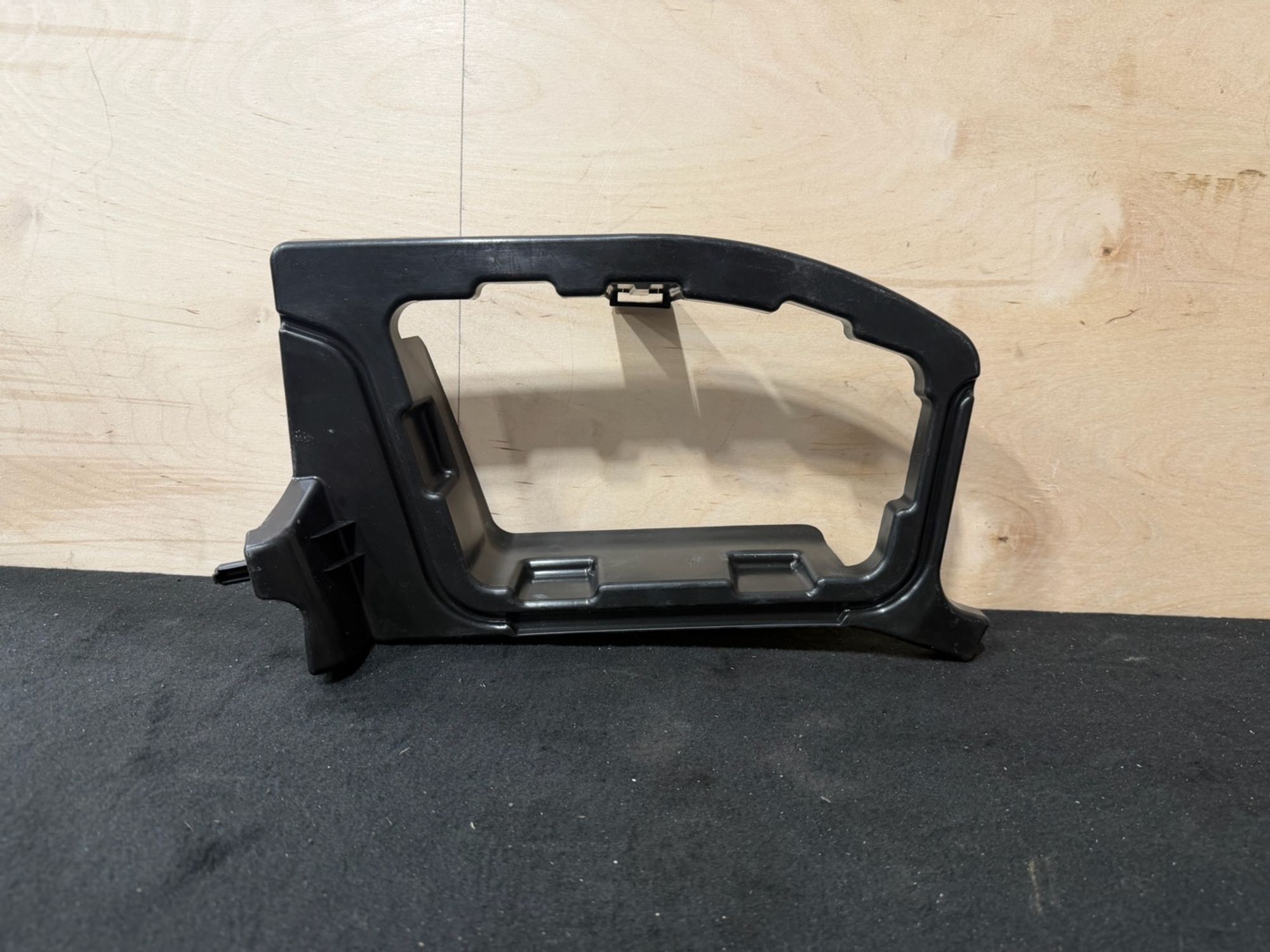 https://ycs.partsauto.market/partsauto-images/thmbs/userImages/57a1490c760884948c1593ca7cc92ed5/part/427c2962-999b-4b41-ad82-fe359cd9fbab_1776878147611.jpg