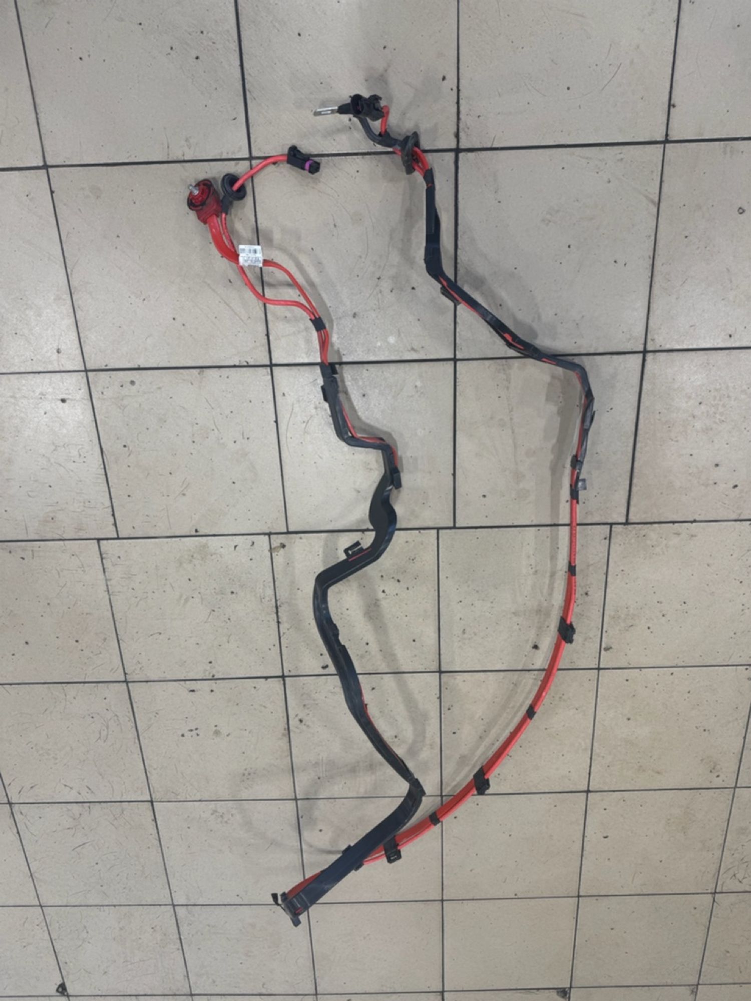 https://ycs.partsauto.market/partsauto-images/thmbs/userImages/57a1490c760884948c1593ca7cc92ed5/part/4597a0d4-bc65-4a08-acfd-81d74dd28d59_1776707020481.jpg