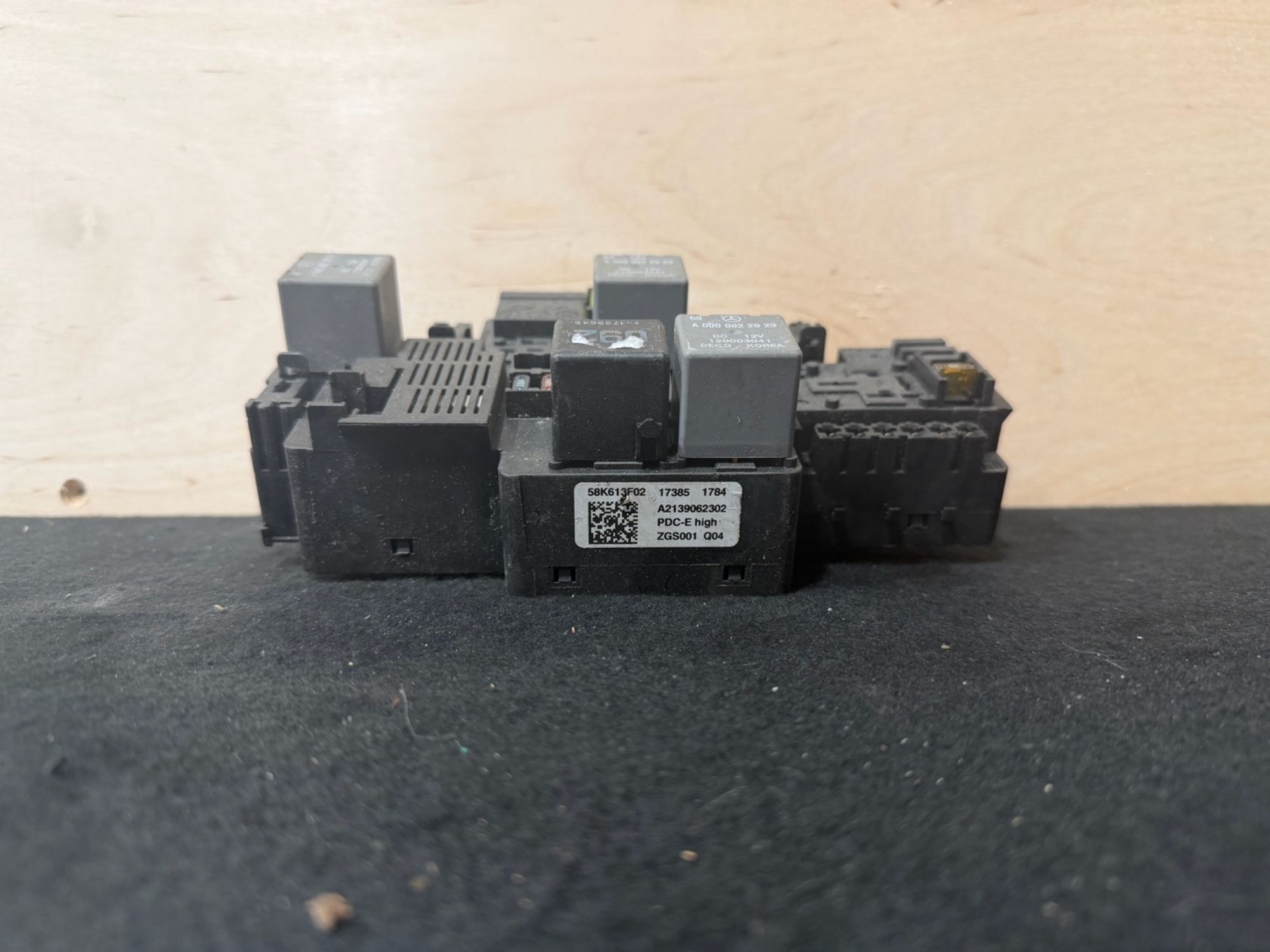 https://ycs.partsauto.market/partsauto-images/thmbs/userImages/57a1490c760884948c1593ca7cc92ed5/part/48db124a-dd68-4949-b742-941bc86a1b06_1776691517607.jpg
