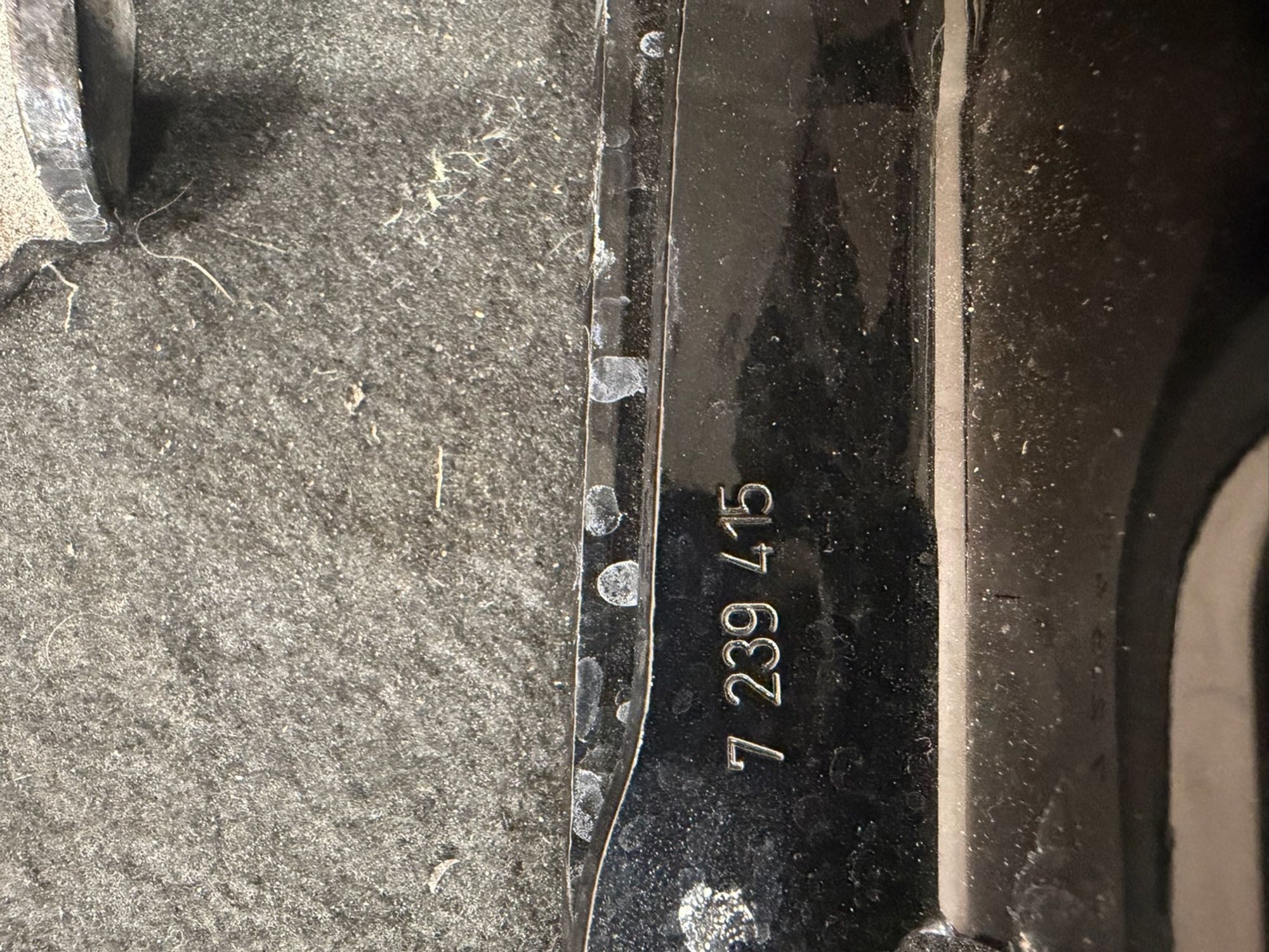 https://ycs.partsauto.market/partsauto-images/thmbs/userImages/57a1490c760884948c1593ca7cc92ed5/part/4a56bb61-52f9-4fcd-9841-40cd18066720_1776705714202.jpg