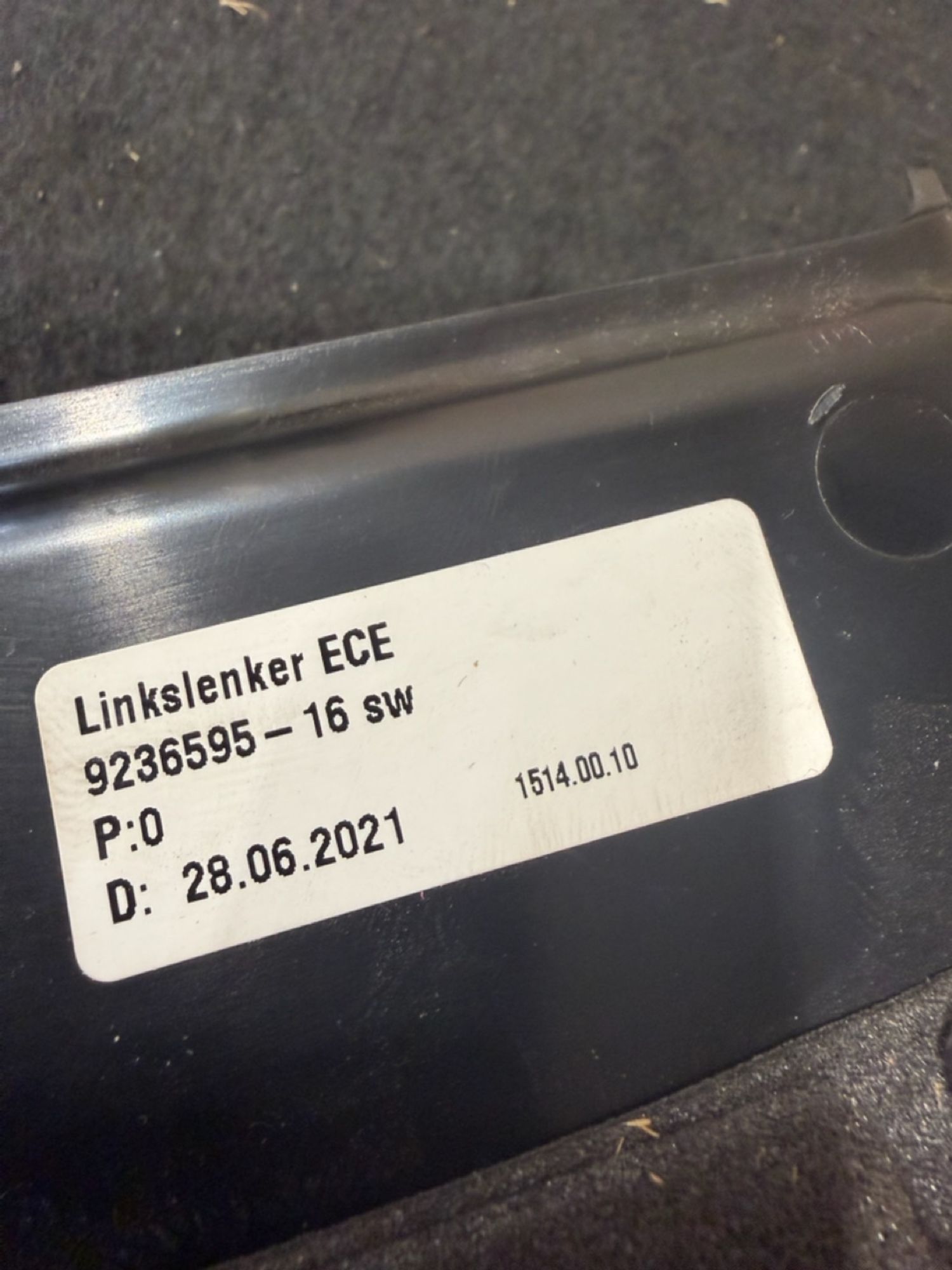 https://ycs.partsauto.market/partsauto-images/thmbs/userImages/57a1490c760884948c1593ca7cc92ed5/part/4b6e15d2-62cb-4e70-8e38-40436e9d83c1_1776947022528.jpg